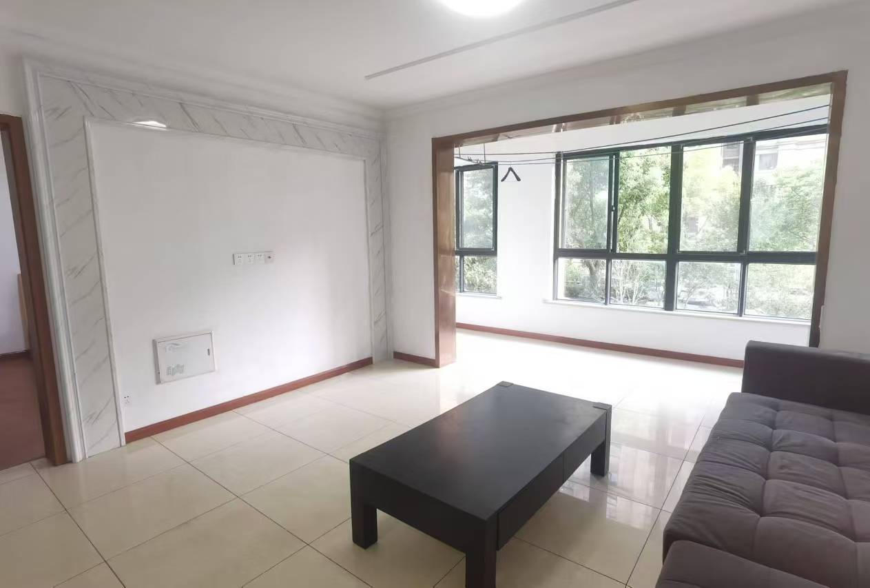 沙家圩花苑 3室2厅2卫 138m&sup2;