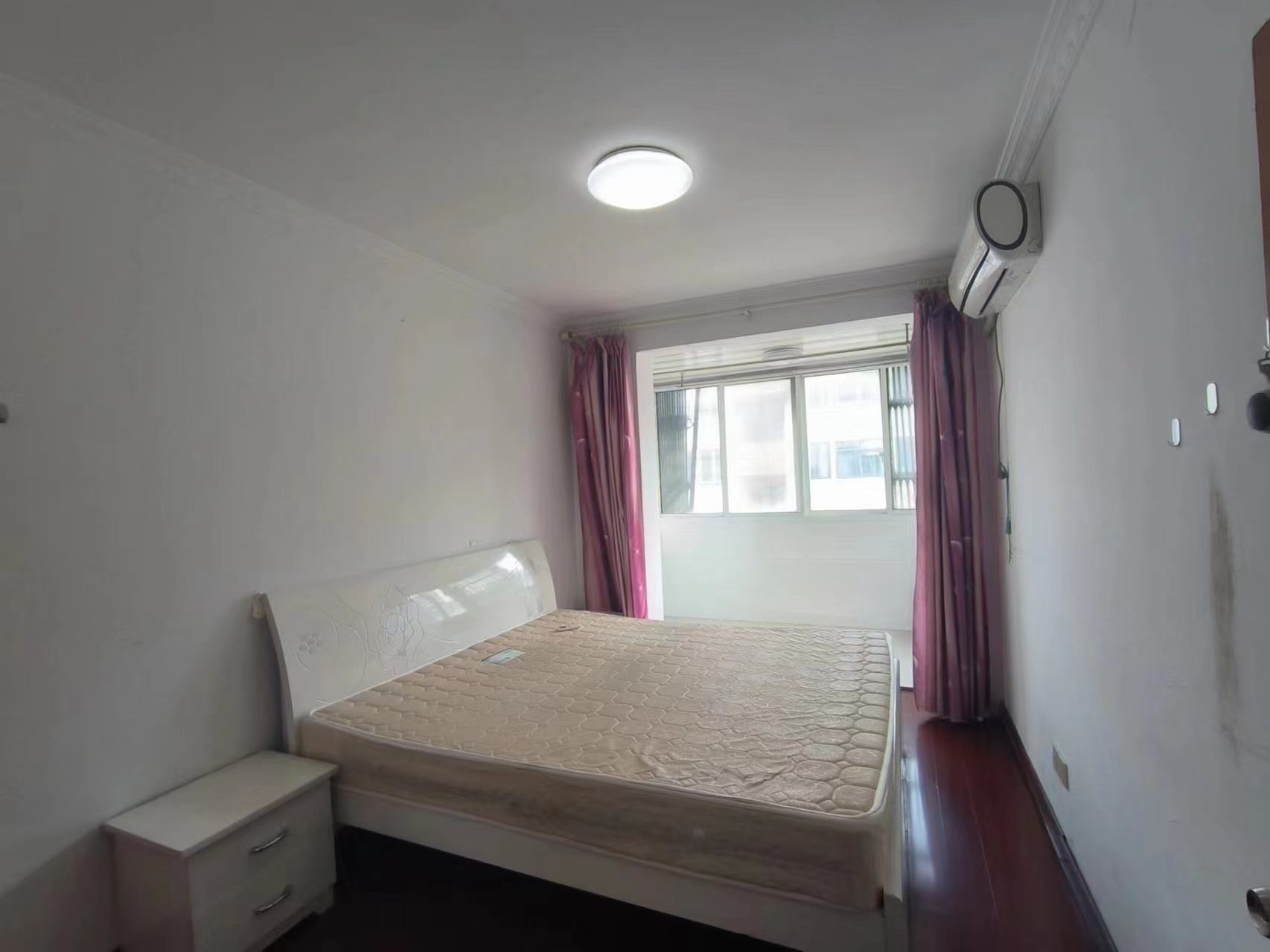 光明西村 2室1厅1卫 70m&sup2;
