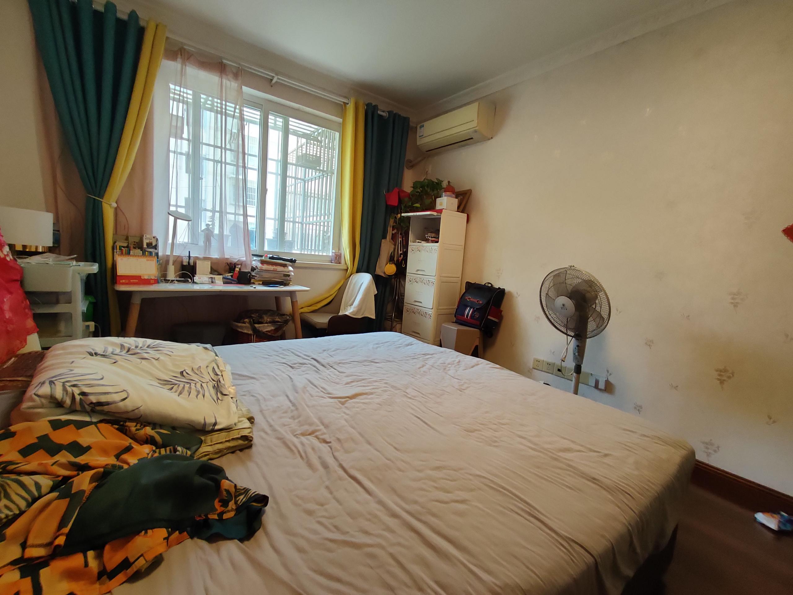 紫东花苑 3室2厅1卫 109m&sup2;