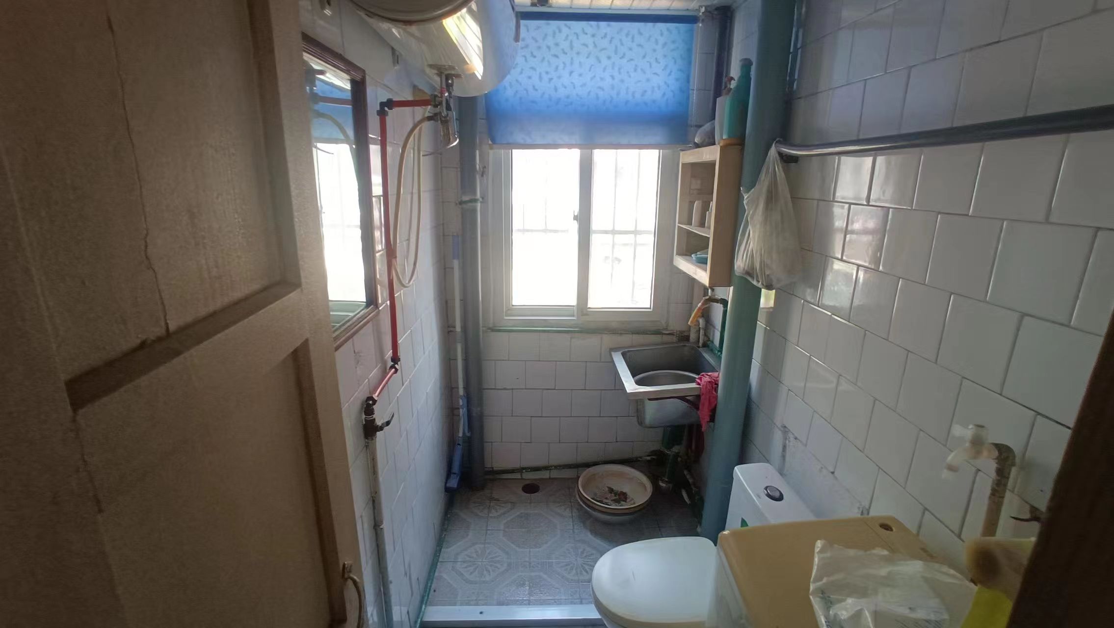 虹桥新村(朝霞路) 3室1厅1卫 71m&sup2;