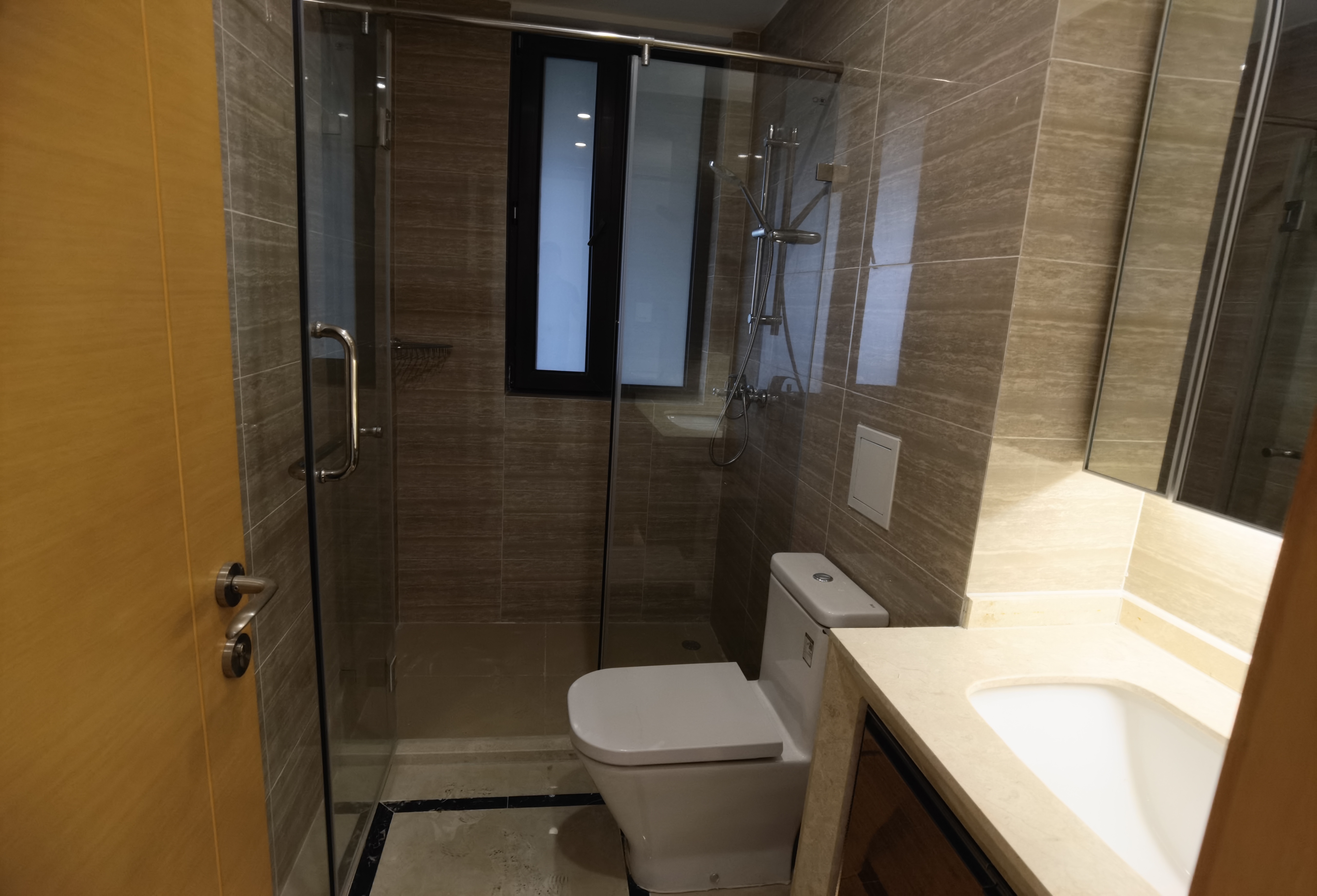 富力院士廷 3室2厅2卫 109m&sup2;