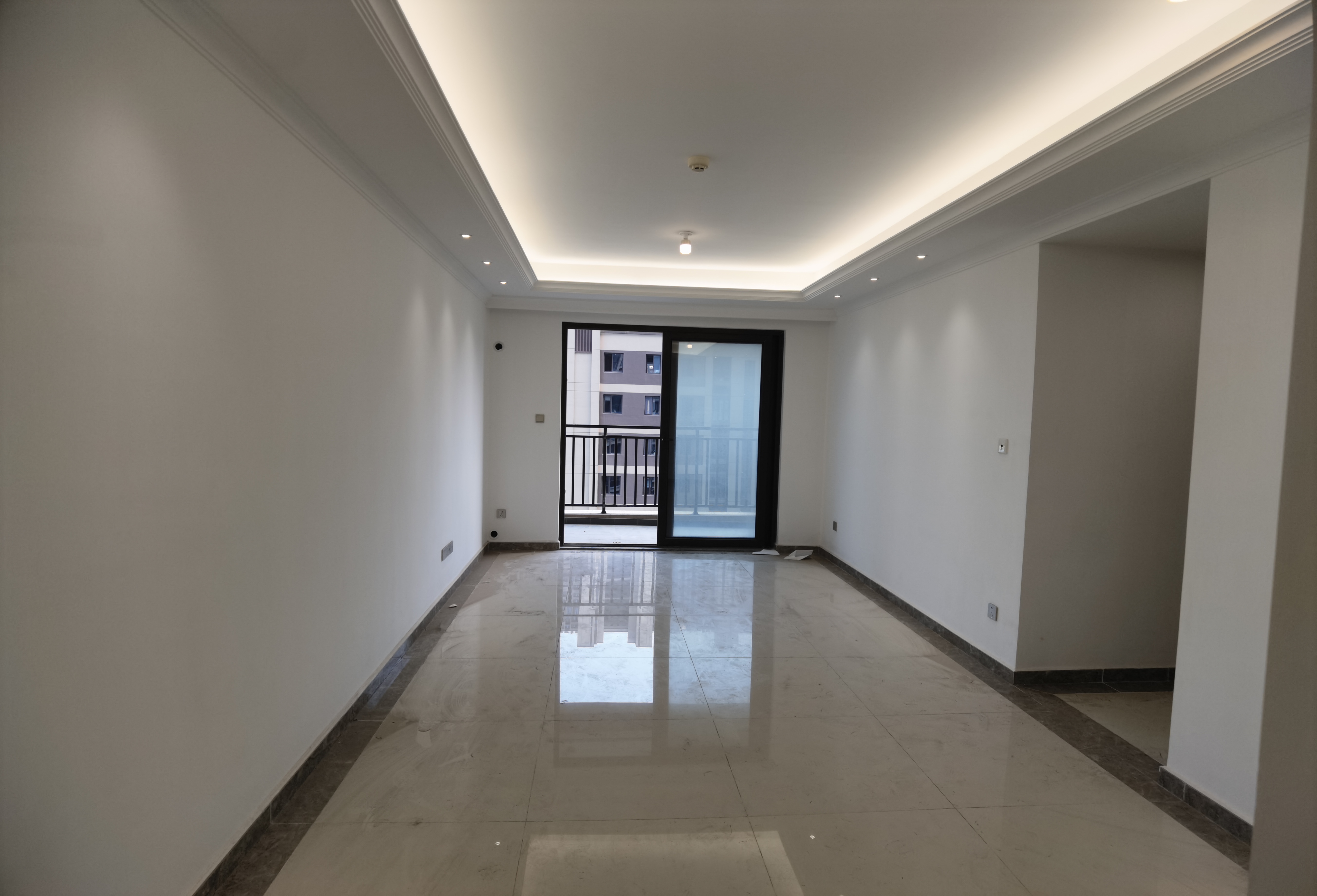 富力院士廷 3室2厅2卫 109m&sup2;