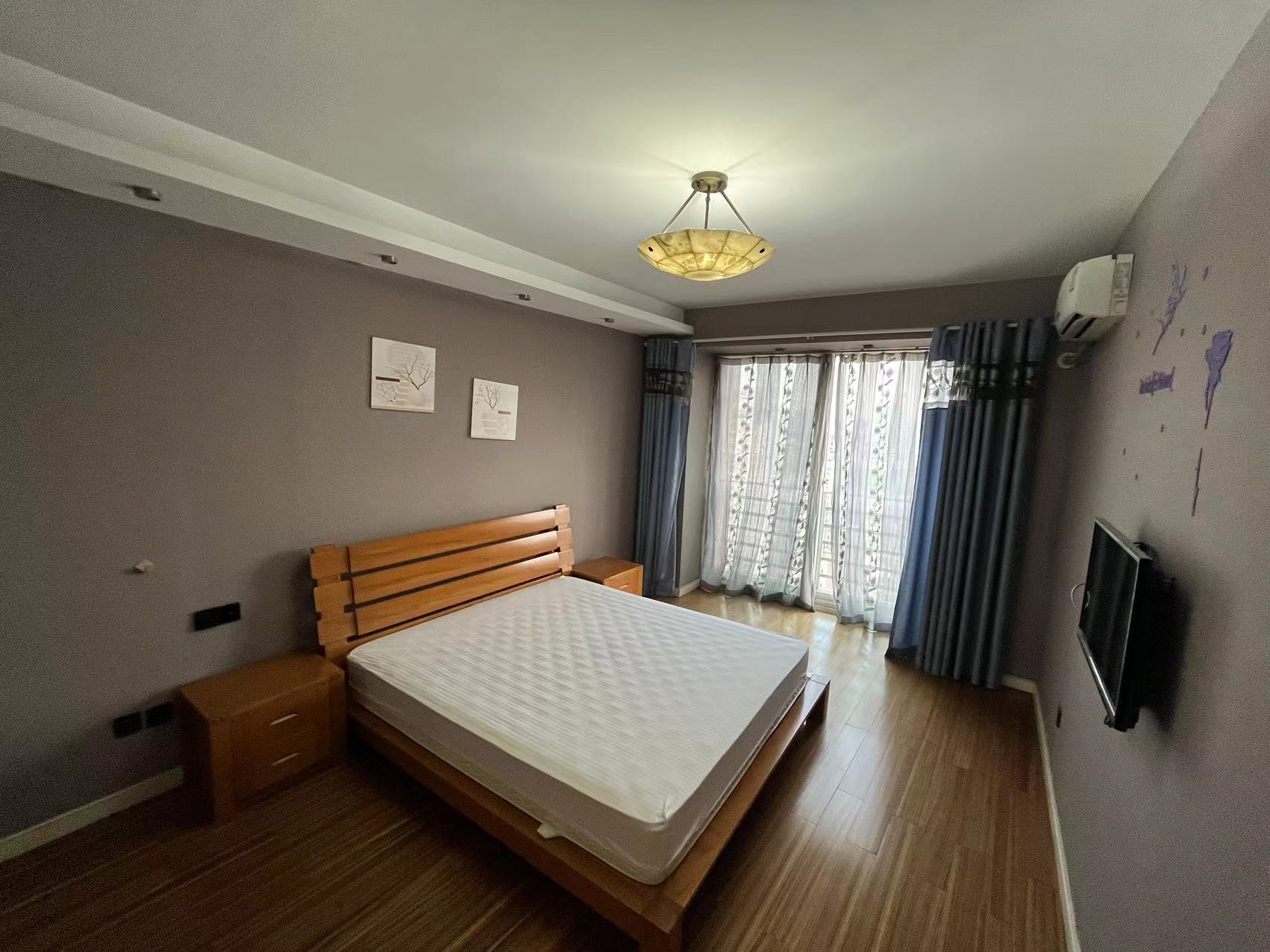 濠河名邸 3室2厅2卫 160m&sup2;