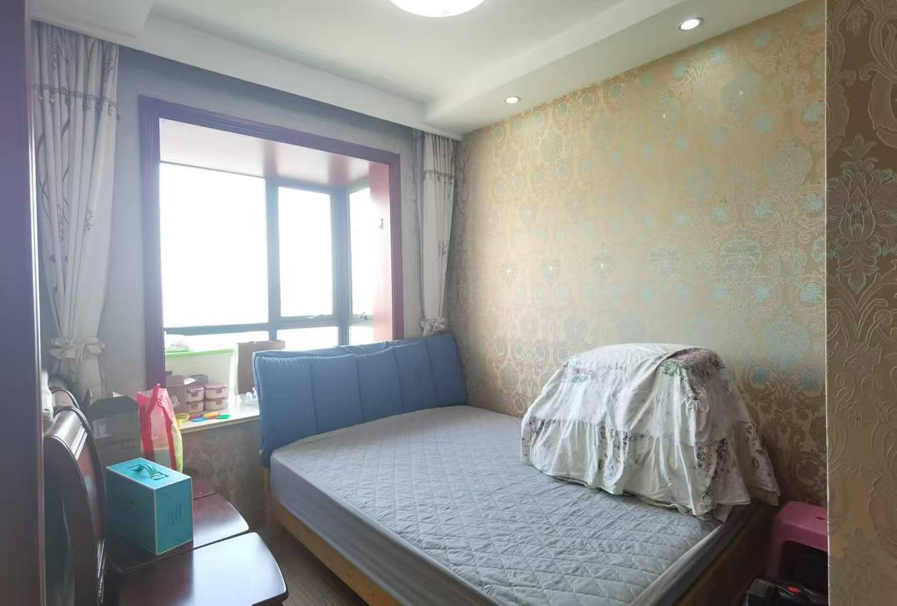 中港城 3室2厅2卫 129.88m&sup2;