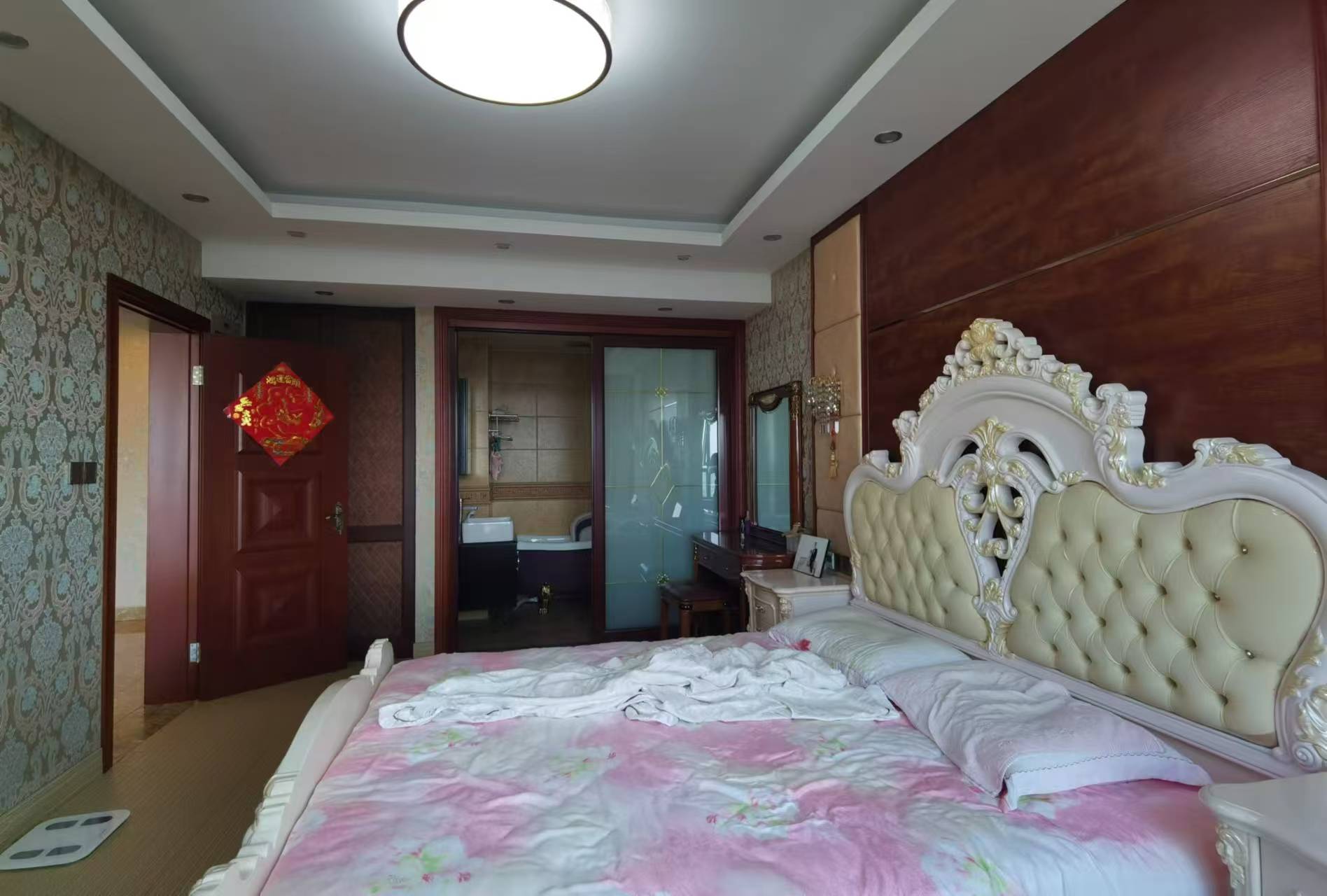 中港城 3室2厅2卫 129.88m&sup2;
