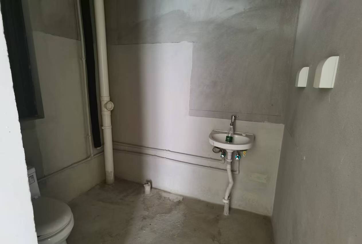 龙湖天宸源著 5室2厅4卫 265.68m²