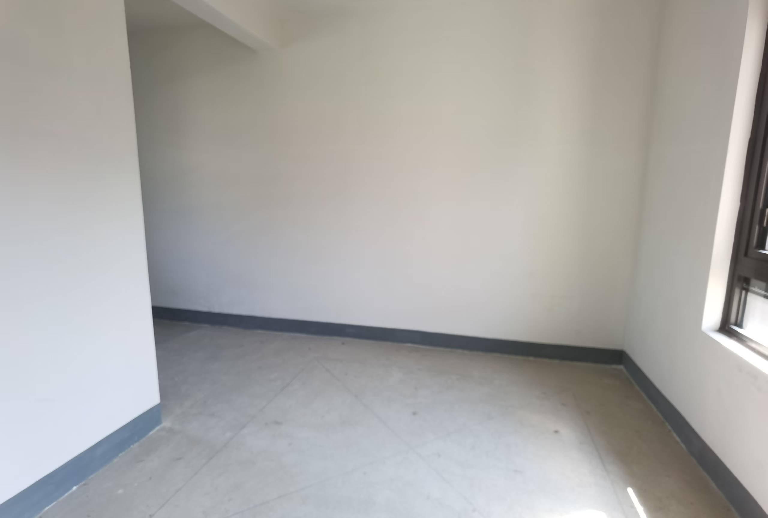 龙湖天宸源著 5室2厅4卫 265.68m²