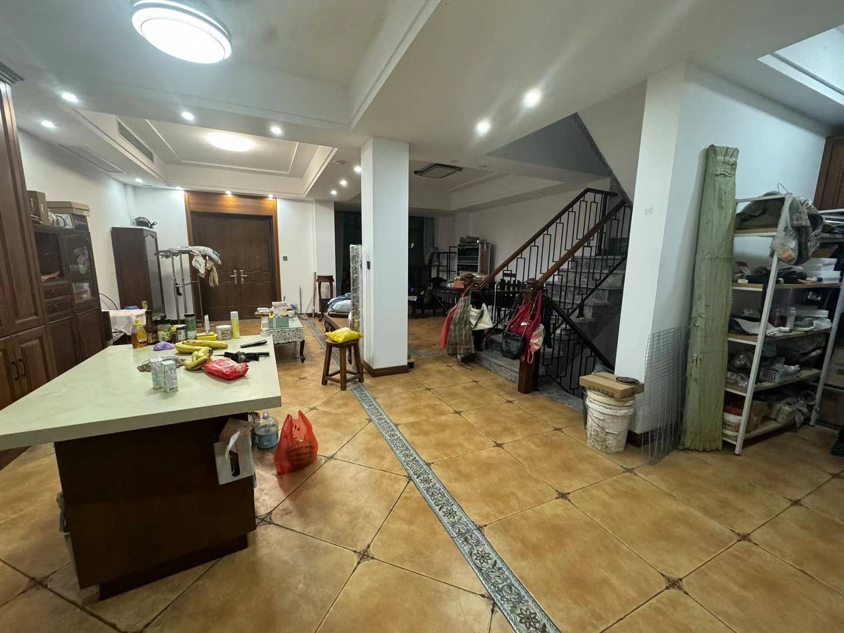 南通橡树湾 3室2厅3卫 186m²