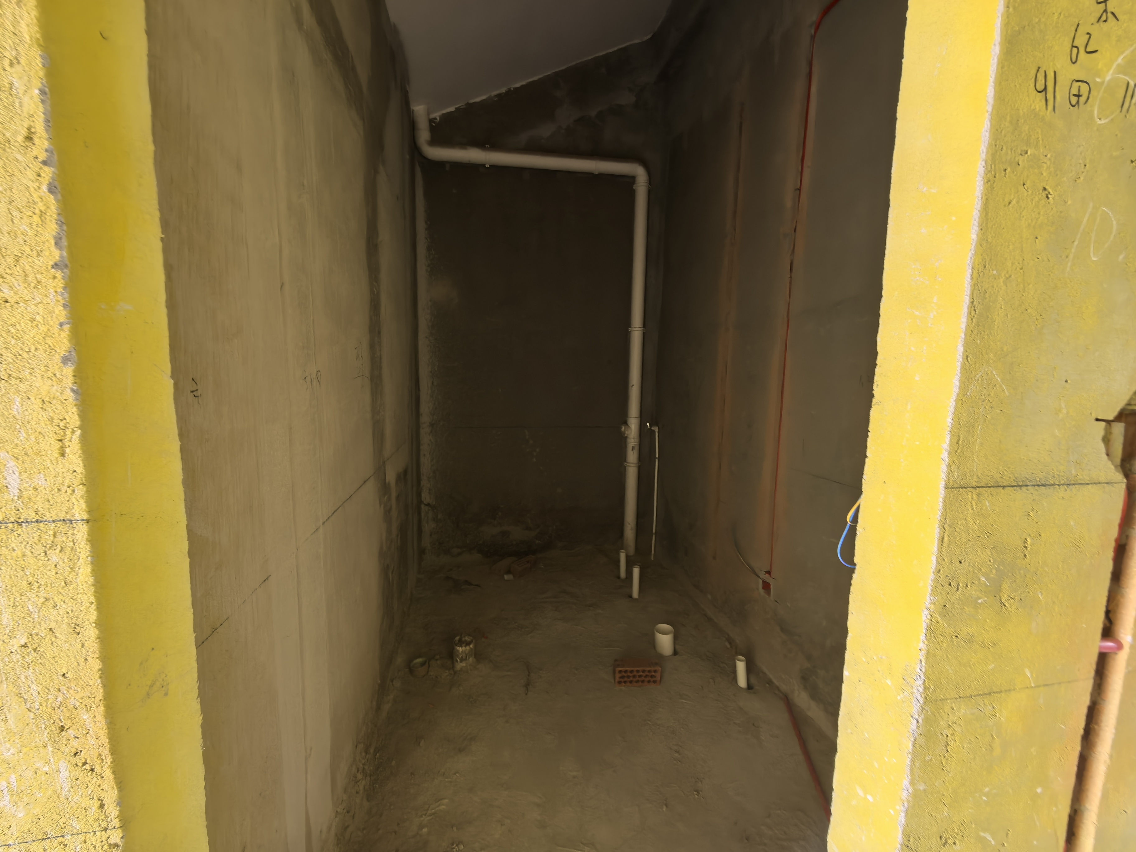 顺发御园 4室2厅3卫 310.00m&sup2;