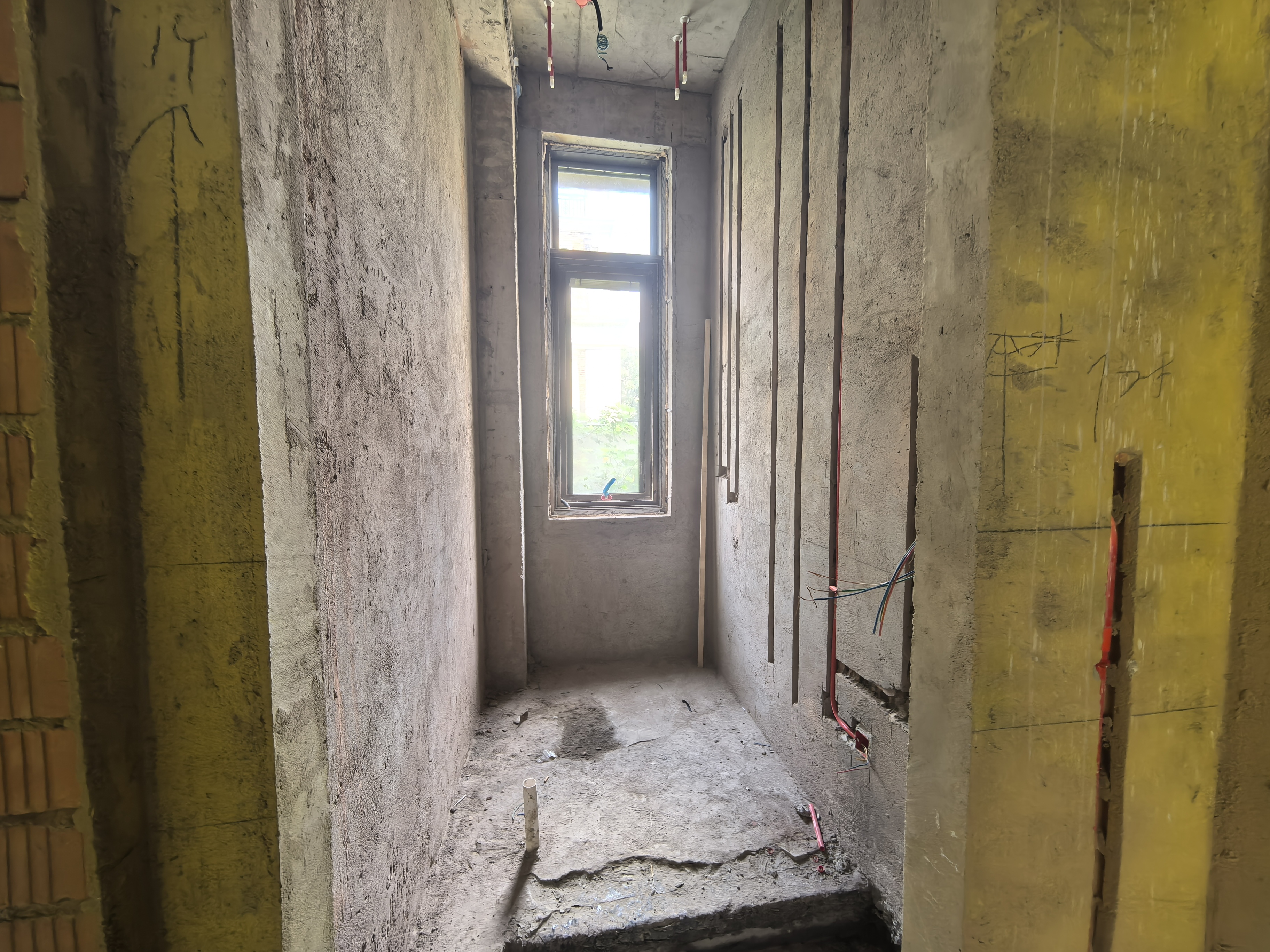 顺发御园 4室2厅3卫 310.00m&sup2;