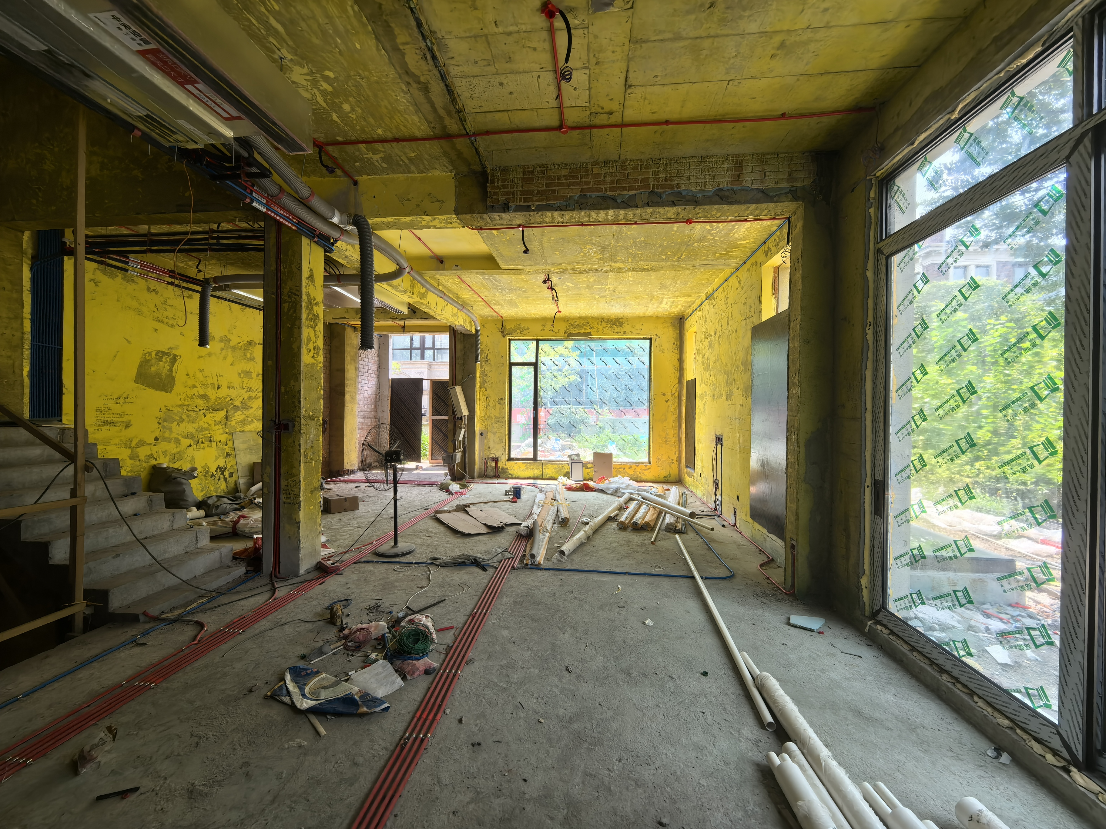 顺发御园 4室2厅3卫 310.00m&sup2;