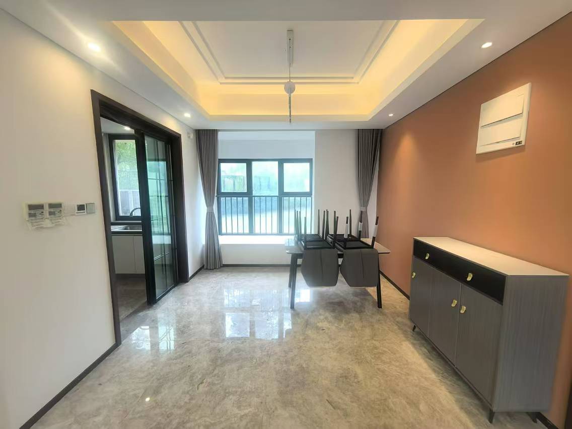春江阅 3室2厅2卫 121.48m&sup2;