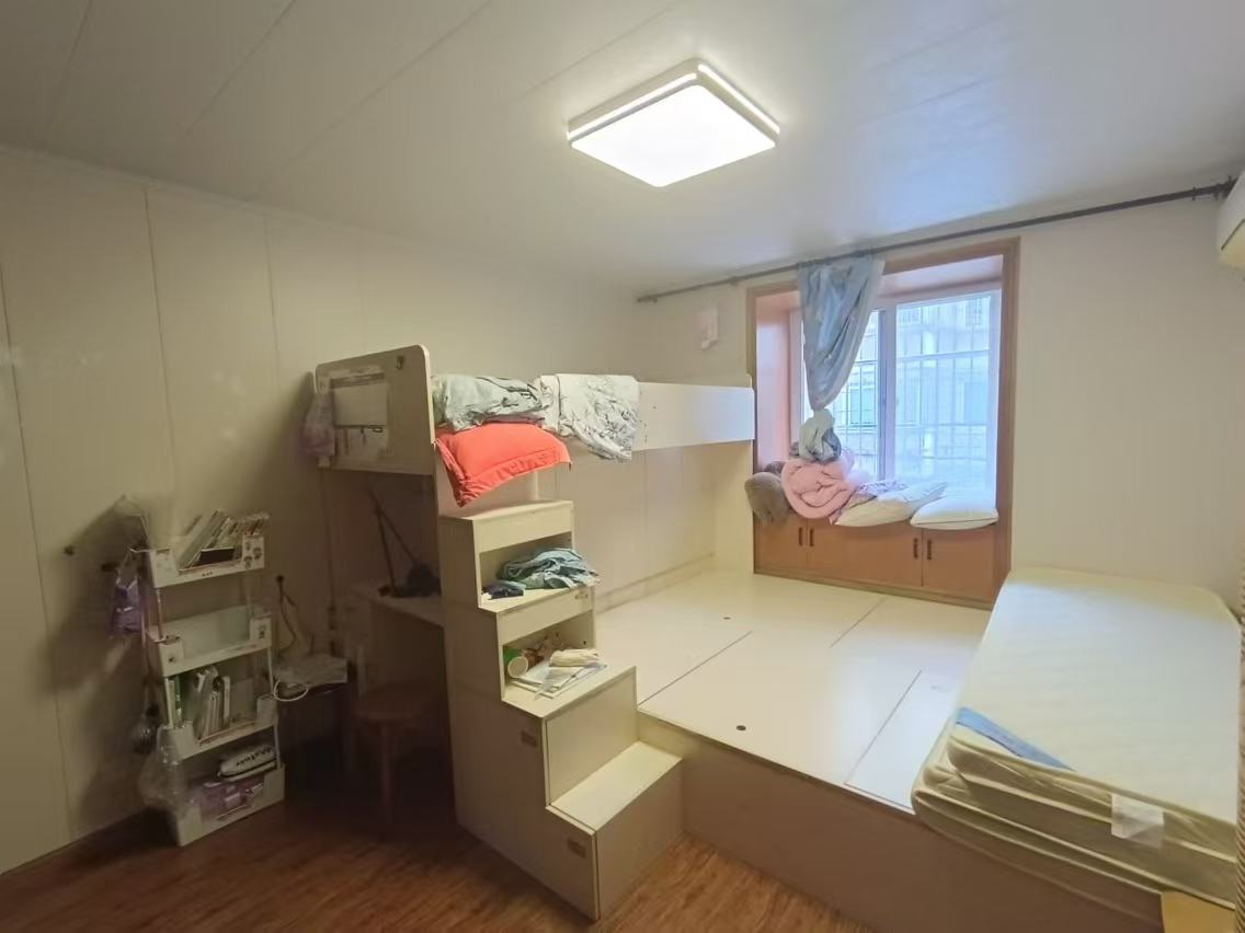 海港新村 2室2厅1卫 84m&sup2;
