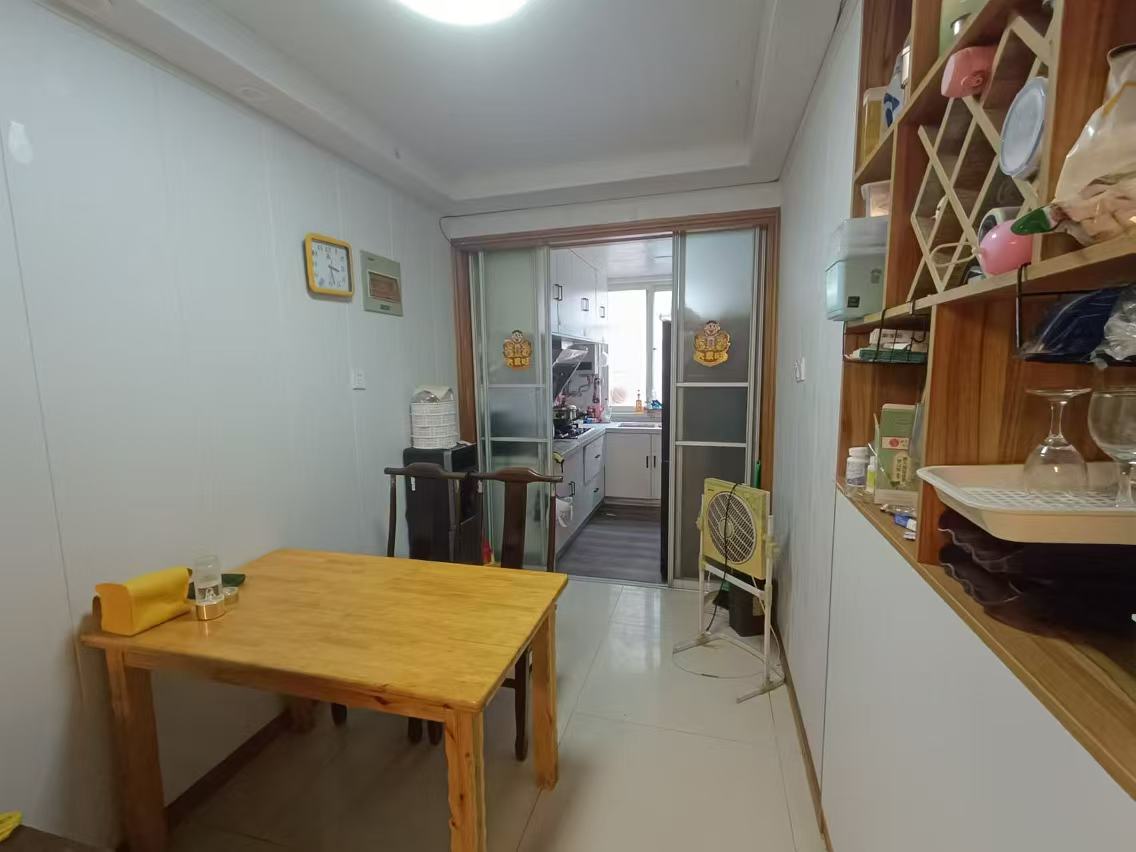 海港新村 2室2厅1卫 84m²