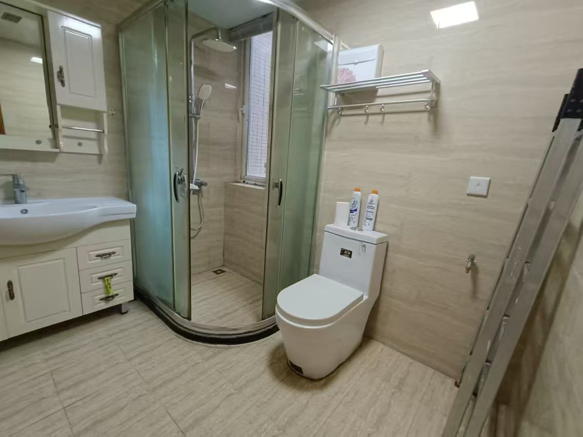 新城小区 3室2厅2卫 148m&sup2;