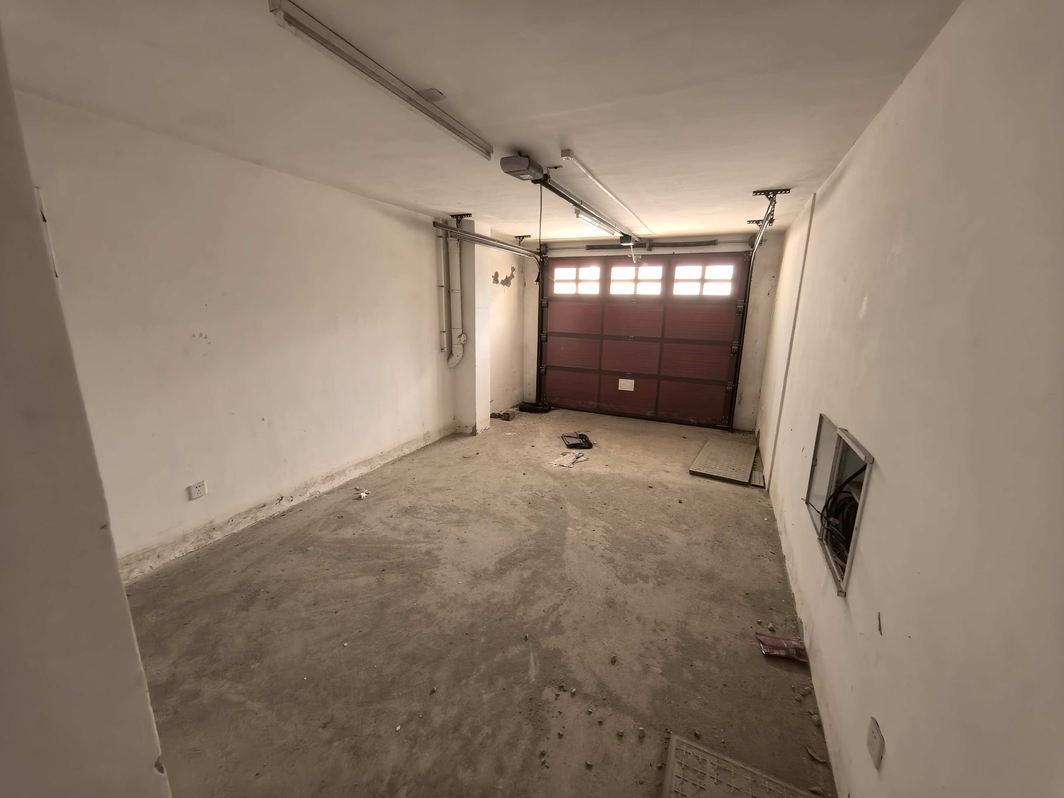 顺发御园 4室2厅4卫 310m&sup2;