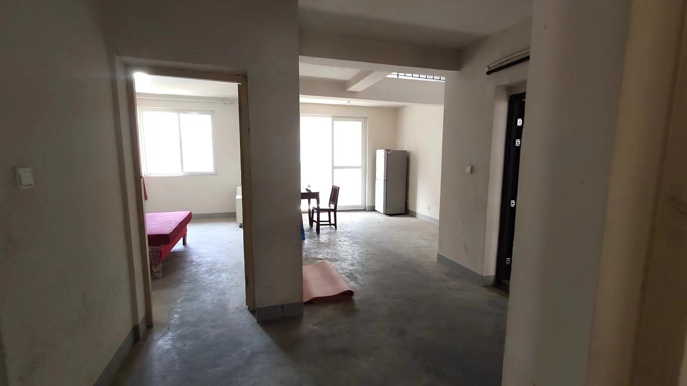 紫东花苑 2室1厅1卫 72m&sup2;