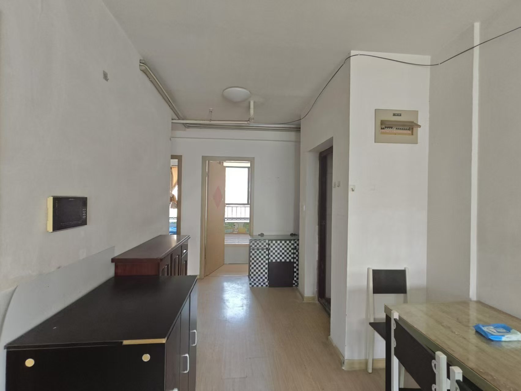 中港城 3室2厅1卫 89m&sup2;