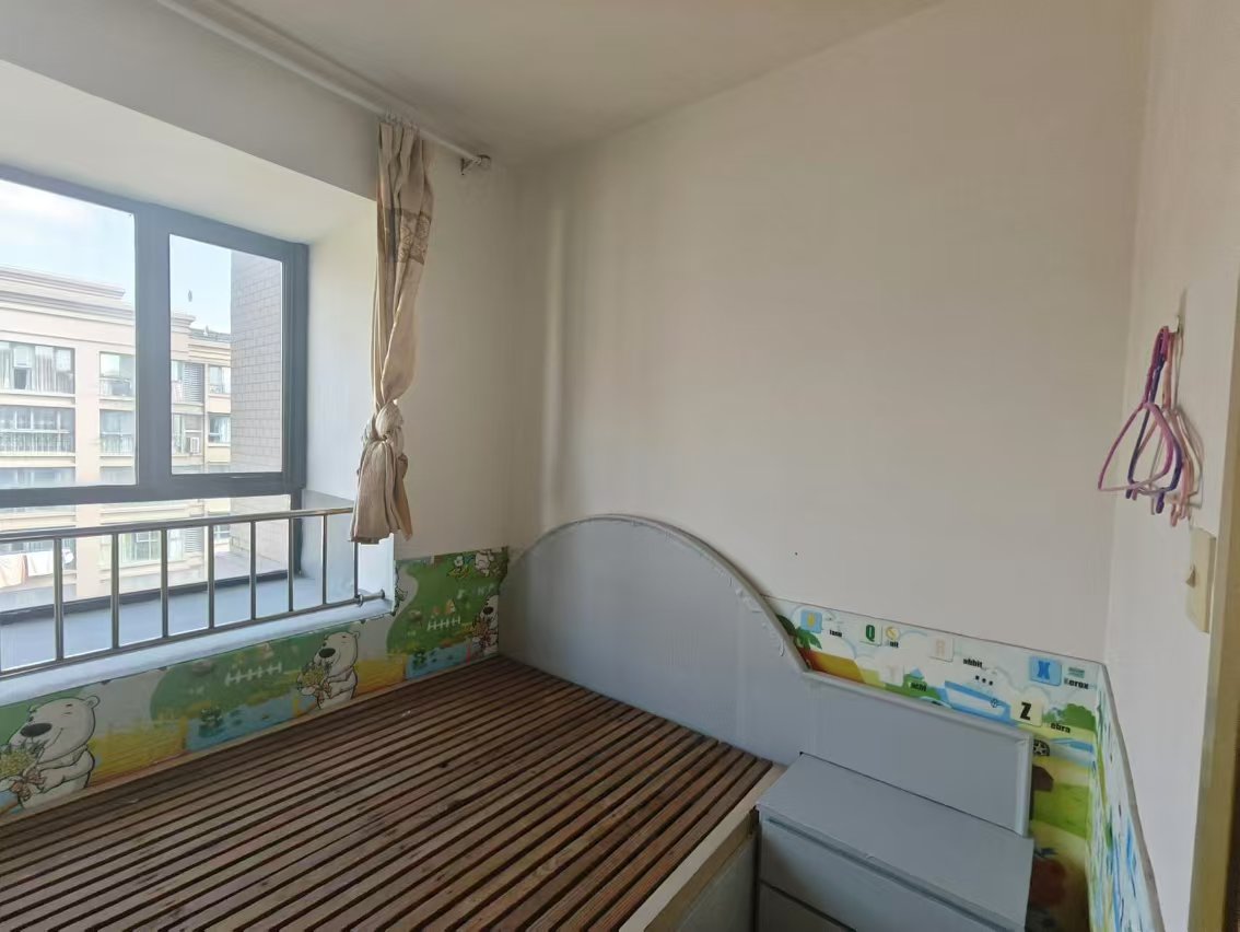 中港城 3室2厅1卫 89m&sup2;