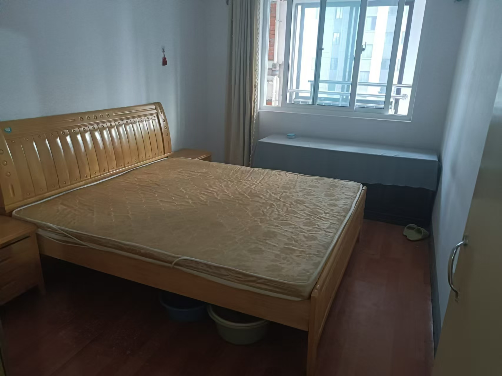 紫东南苑南区 3室2厅1卫 122m&sup2;