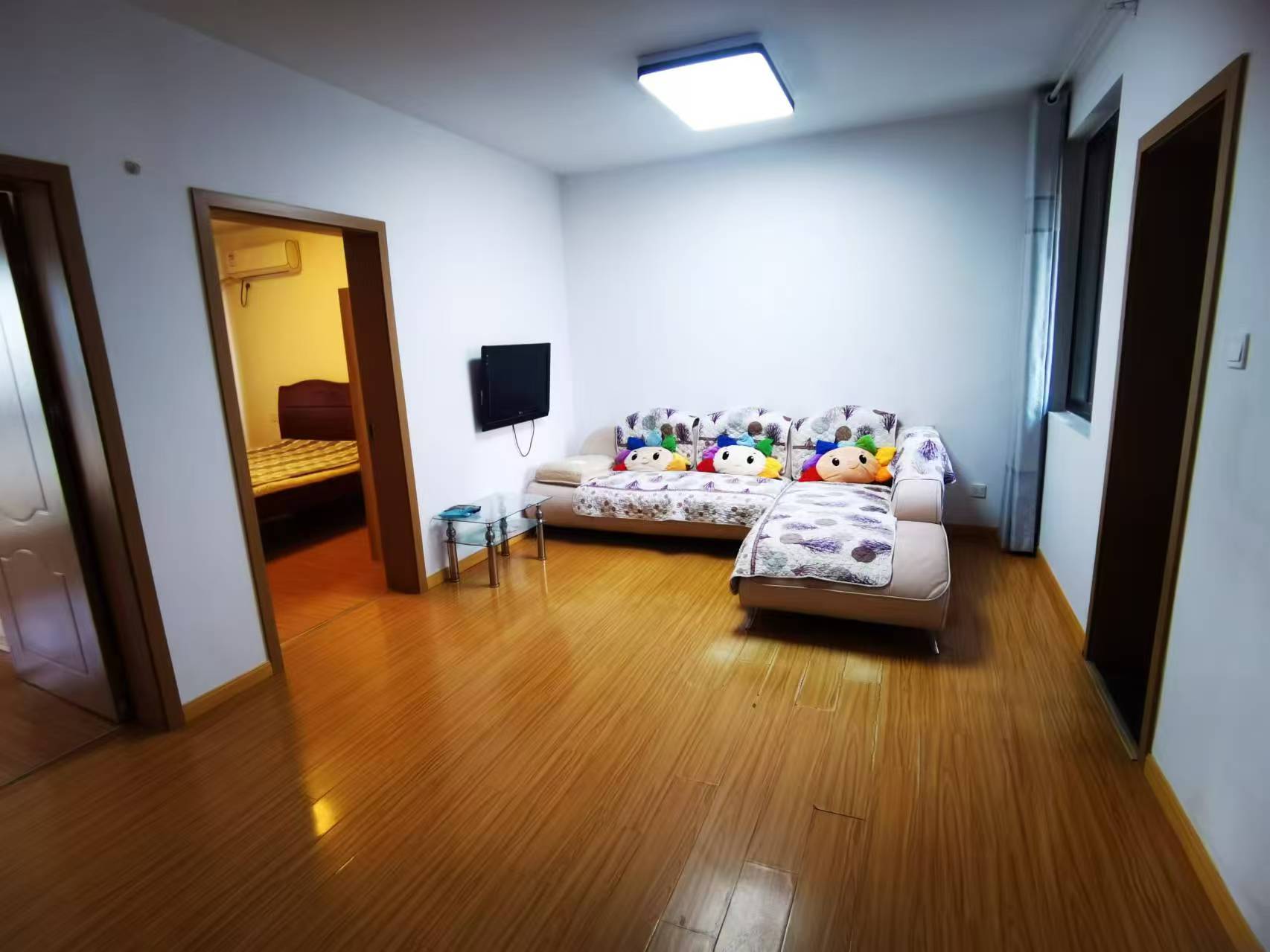 中桥名邸 2室2厅1卫 83m&sup2;