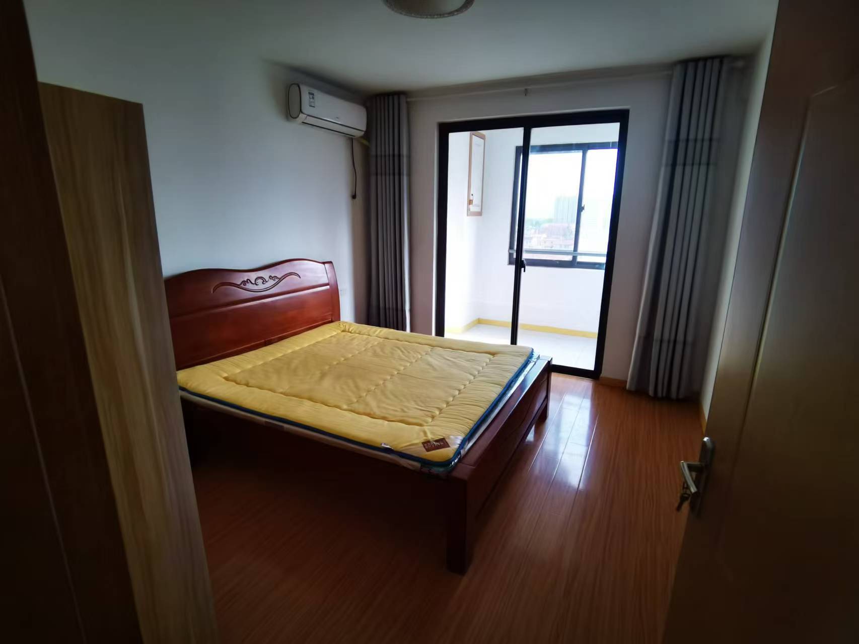 中桥名邸 2室2厅1卫 83m&sup2;
