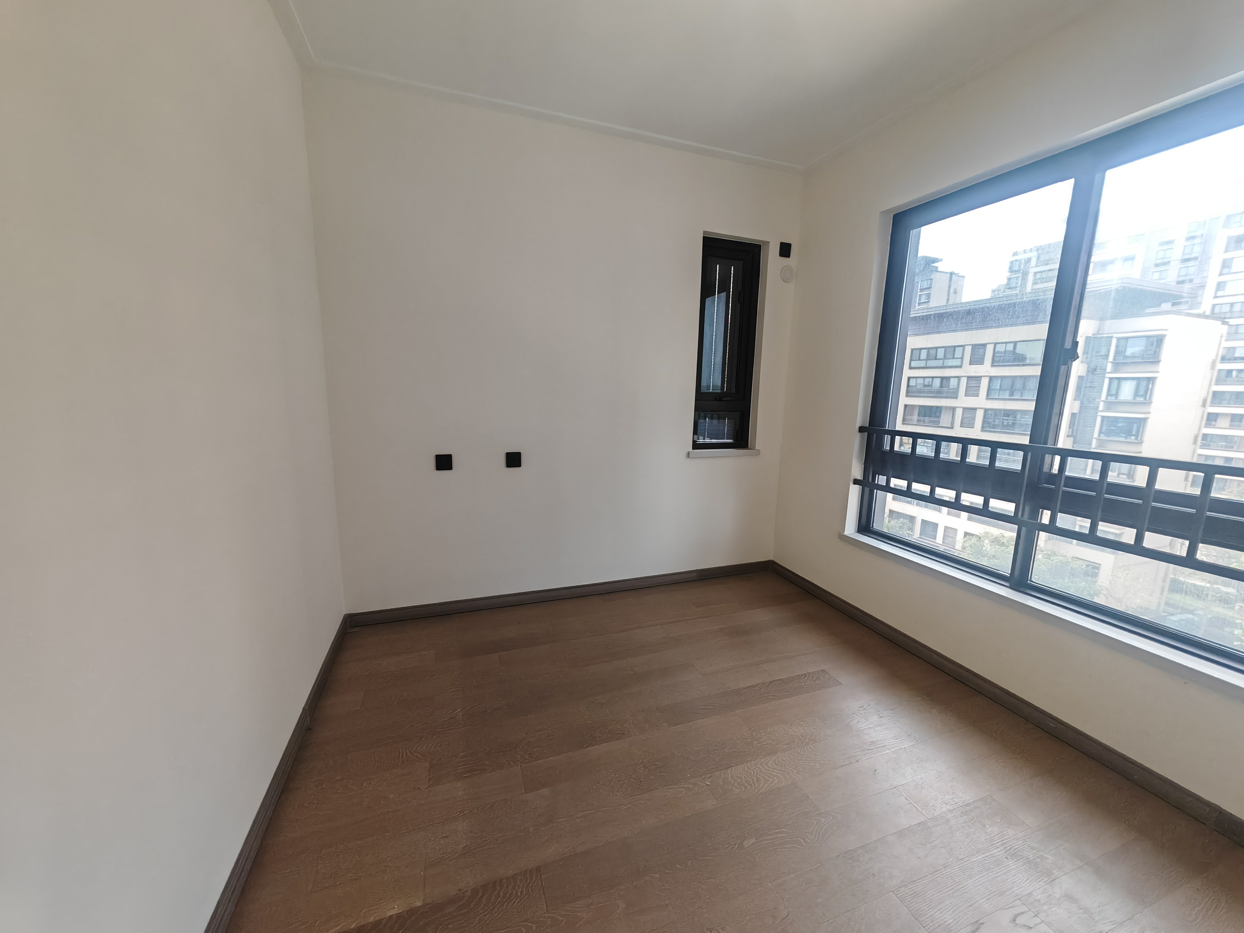 湖山源著 3室2厅2卫 125m&sup2;