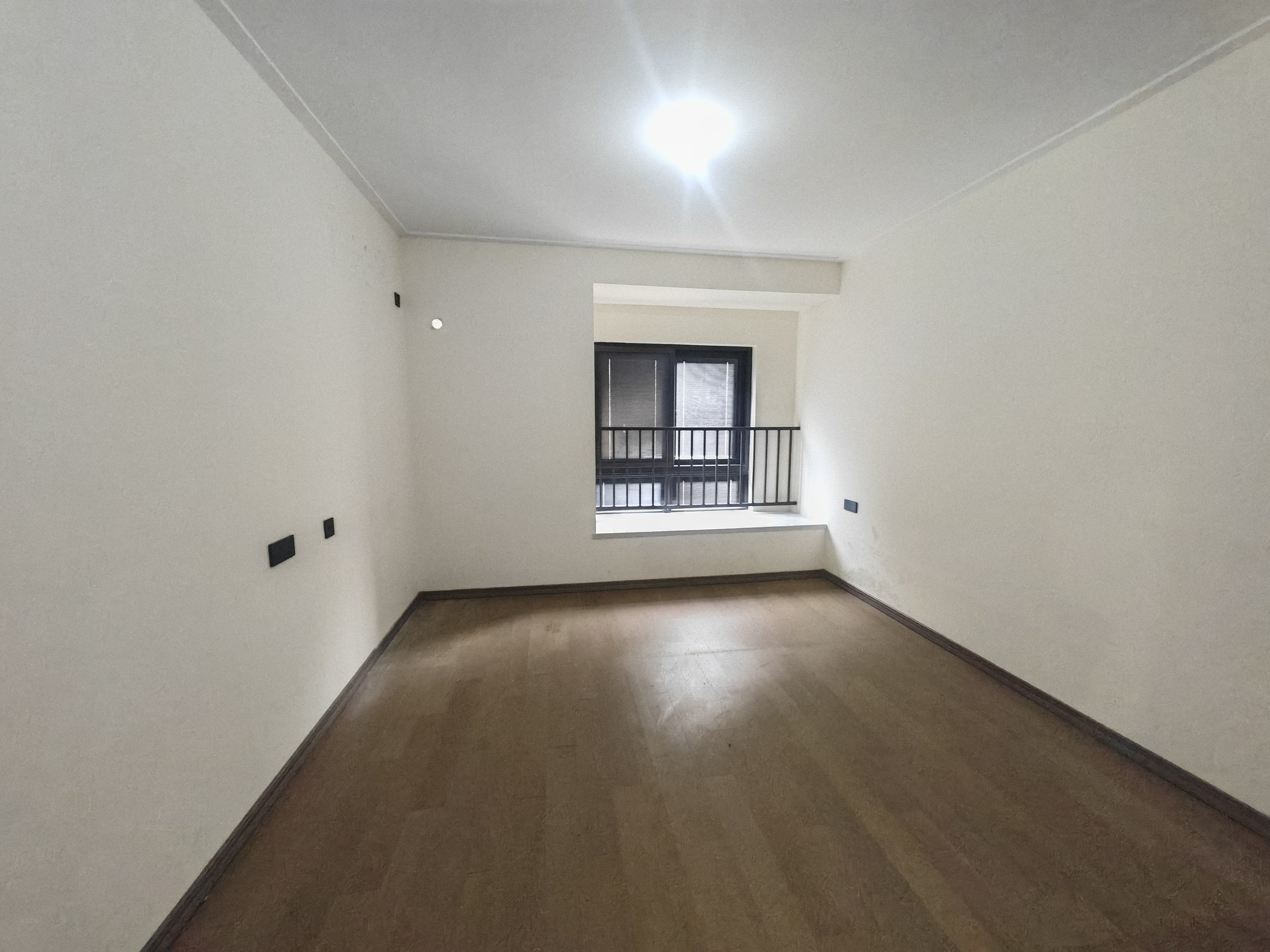 湖山源著 3室2厅2卫 125m&sup2;