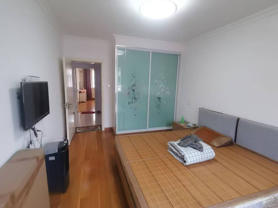 新港花苑西区 2室2厅1卫 104m&sup2;