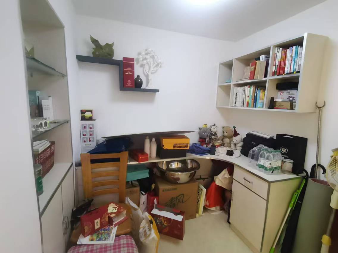 新港花苑西区 2室2厅1卫 104m&sup2;