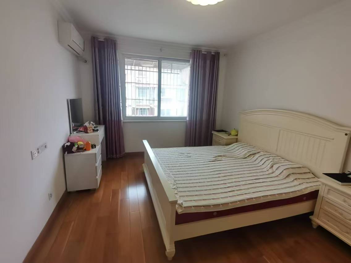 新港花苑西区 2室2厅1卫 104m&sup2;