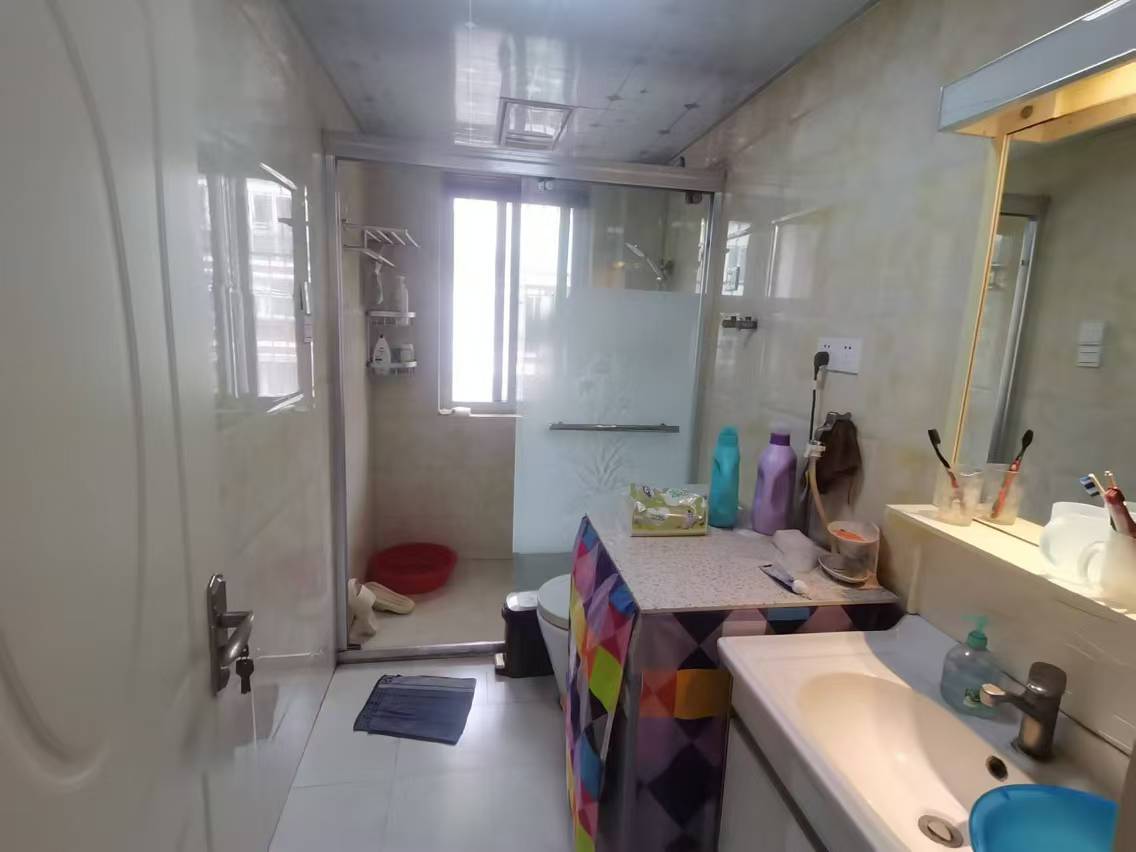 新港花苑西区 2室2厅1卫 104m&sup2;