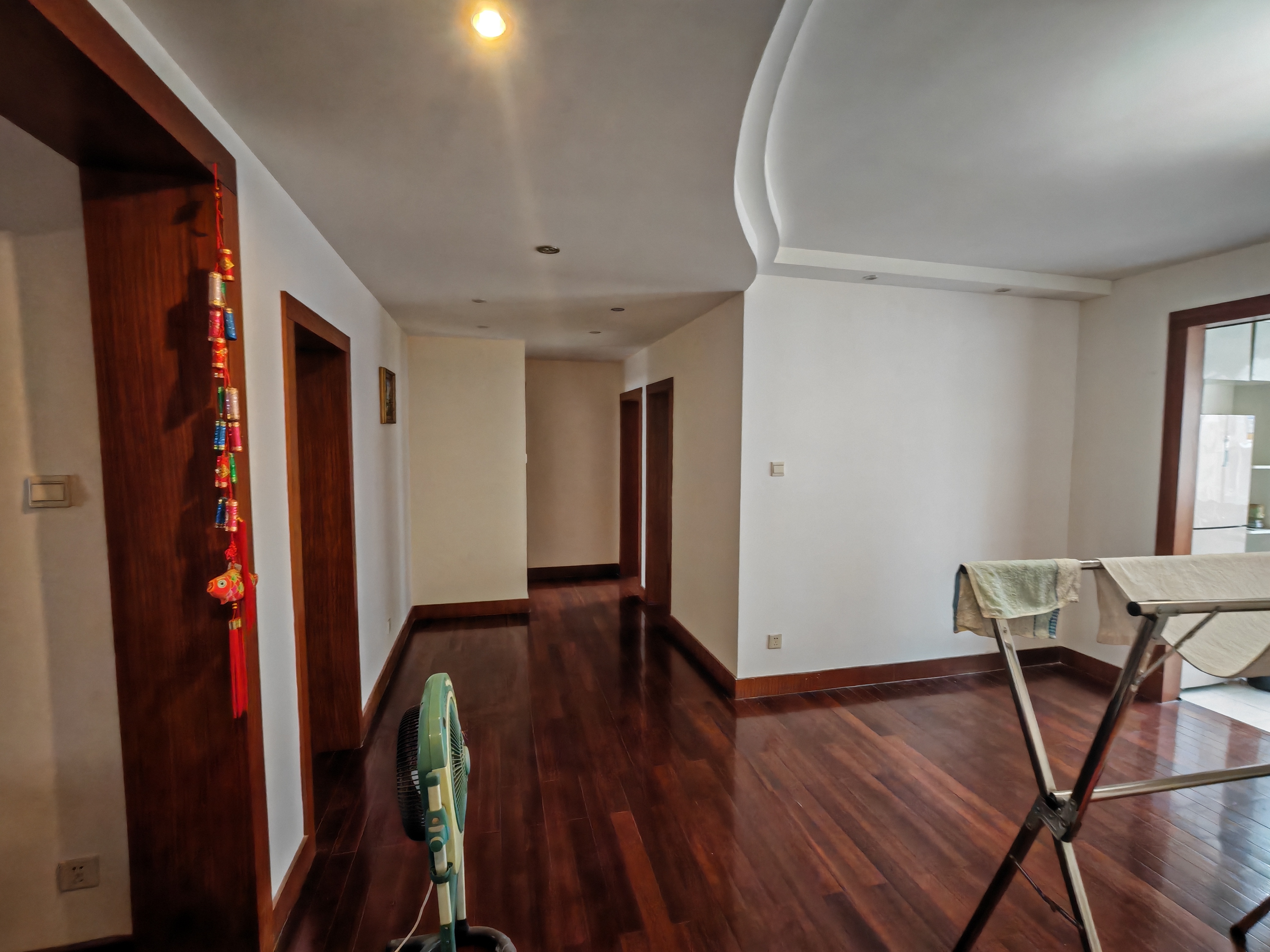 新海通花园 3室2厅1卫 126m&sup2;