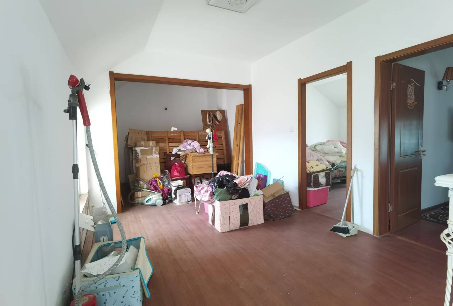 永兴花苑 3室2厅1卫 93.00m²