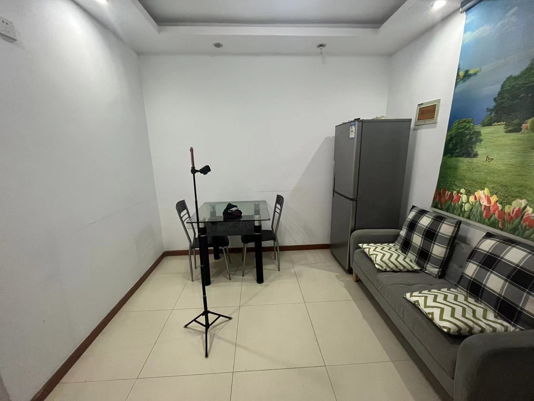 光明新村 2室1厅1卫 58m²