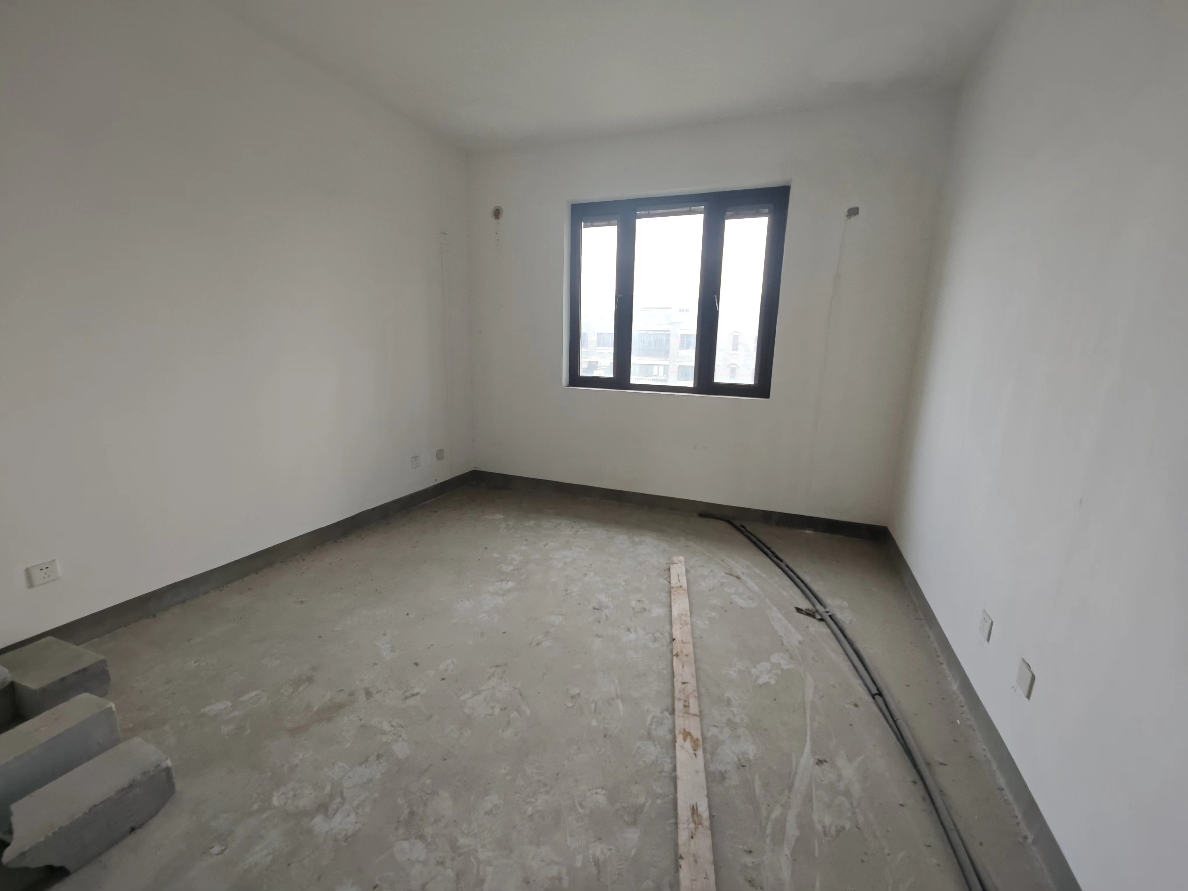 南通壹城水清木华 3室2厅3卫 243.59m&sup2;