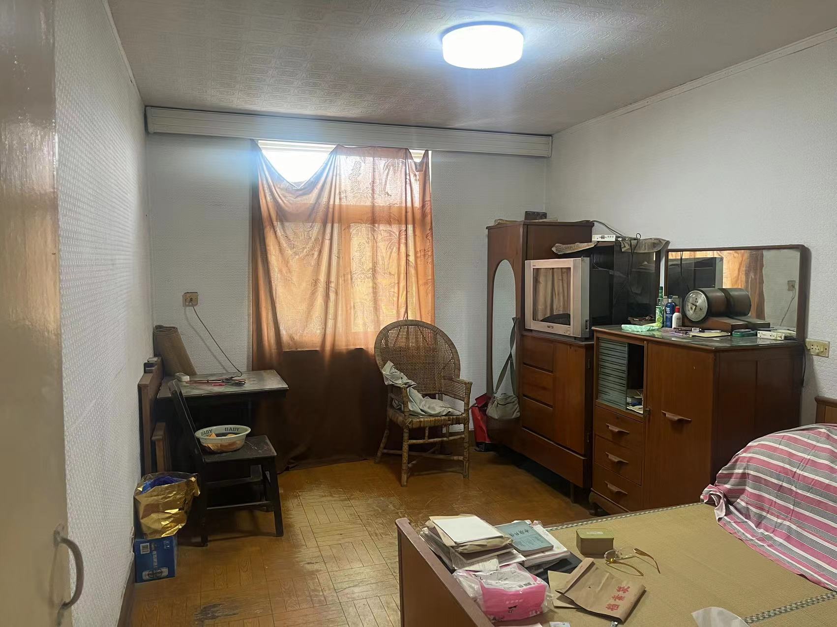 虹桥新村(朝霞路) 2室1厅1卫 63m&sup2;