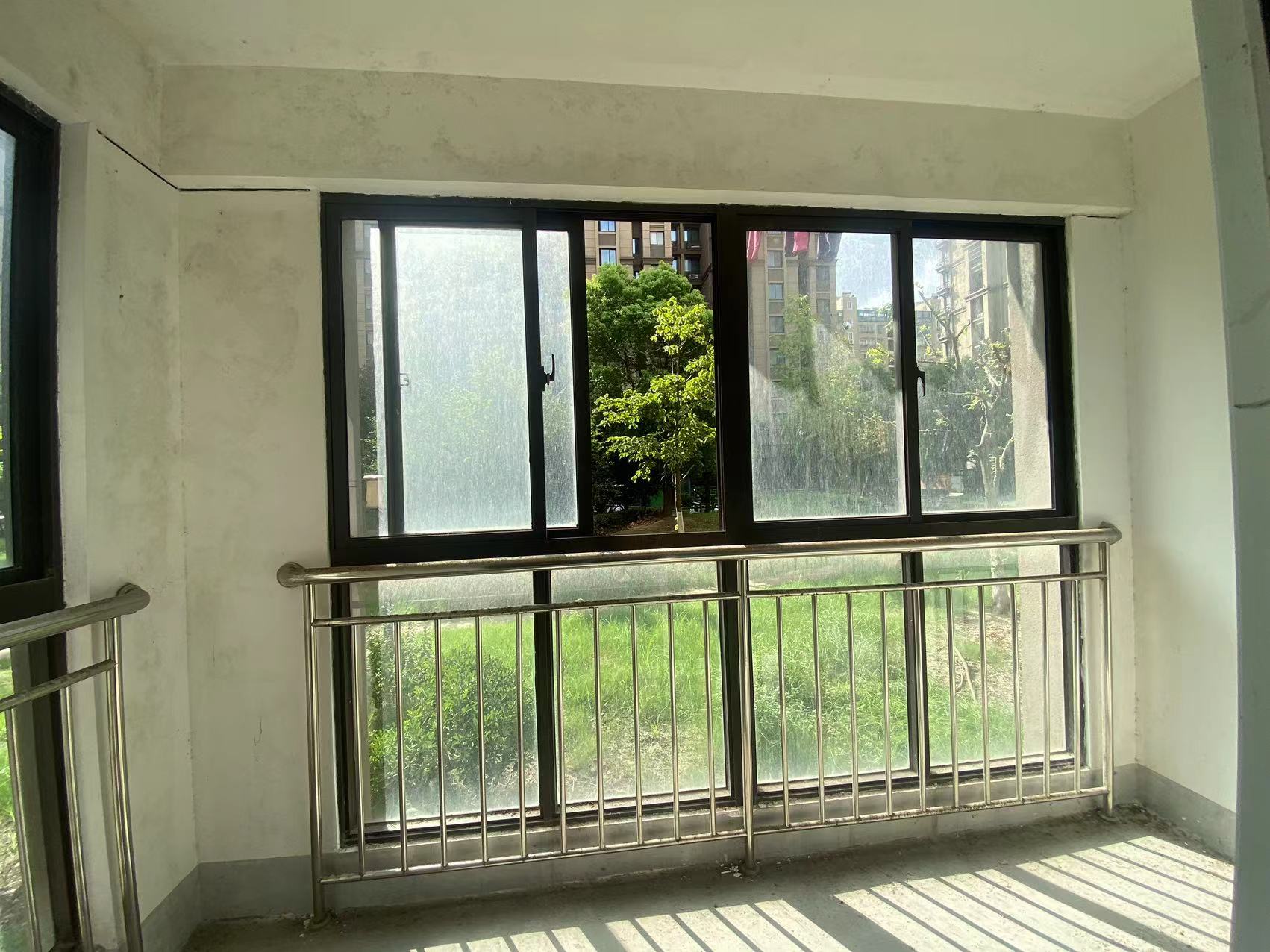 外滩花苑 2室1厅1卫 93.00m&sup2;