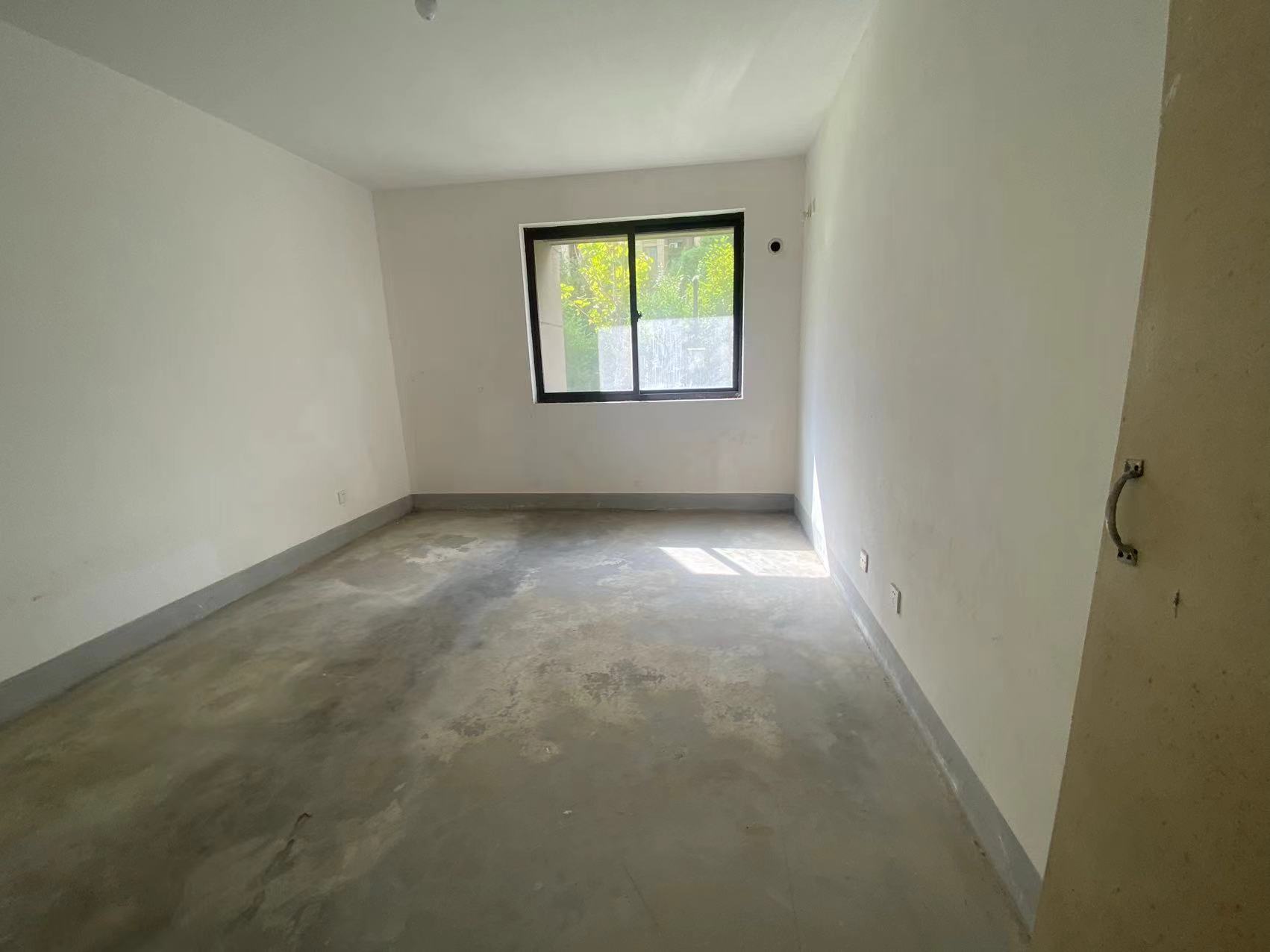 外滩花苑 2室1厅1卫 93.00m&sup2;