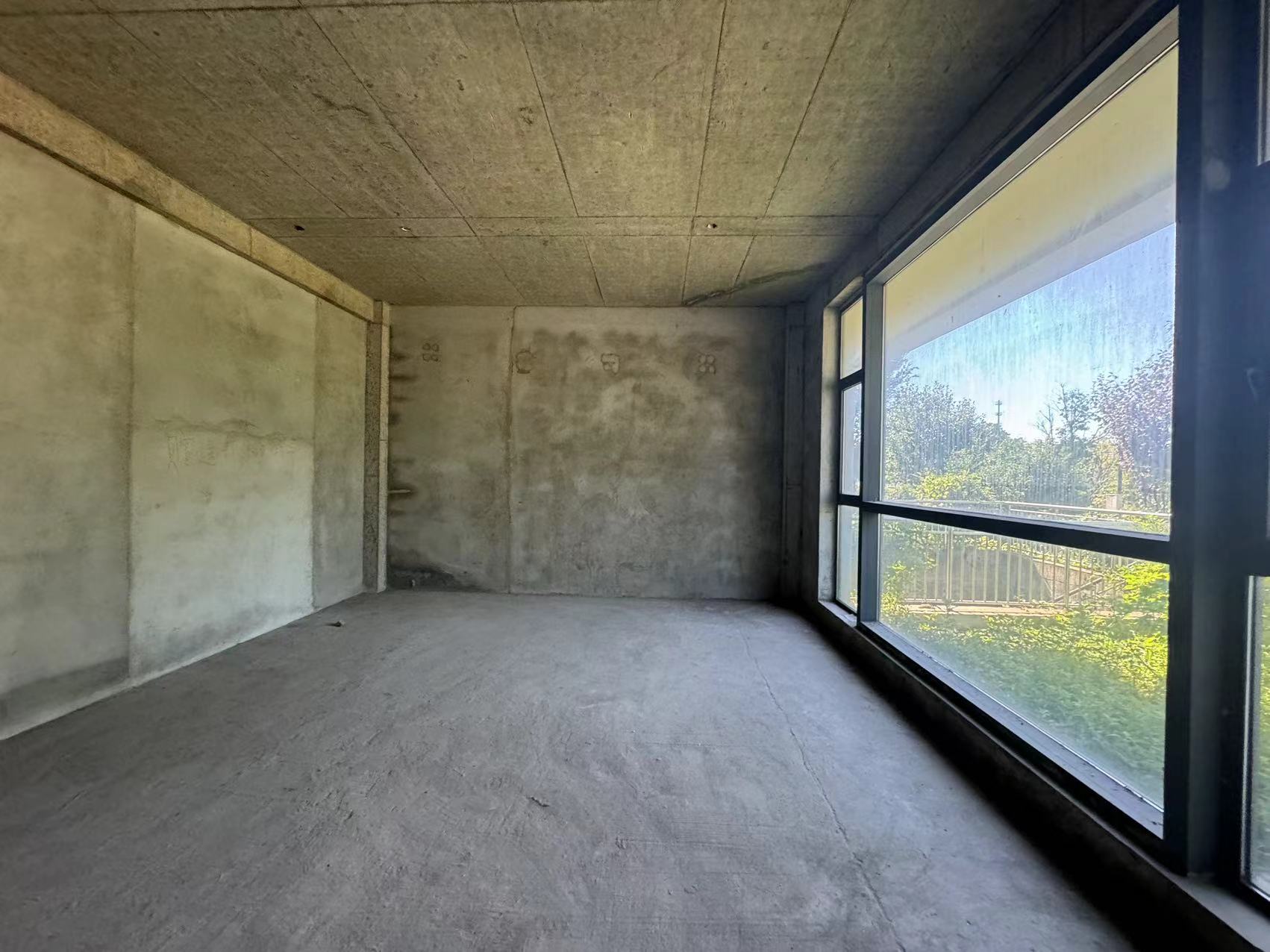 金地国际一期 6室3厅3卫 680.00m&sup2;