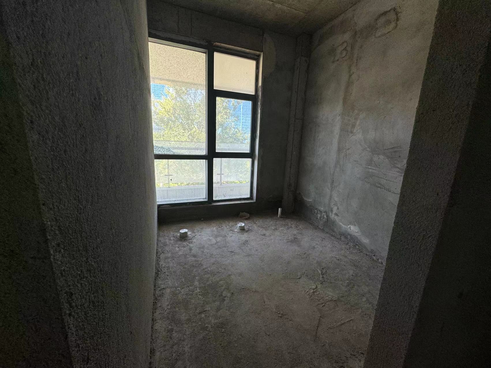 金地国际一期 6室3厅3卫 680.00m&sup2;
