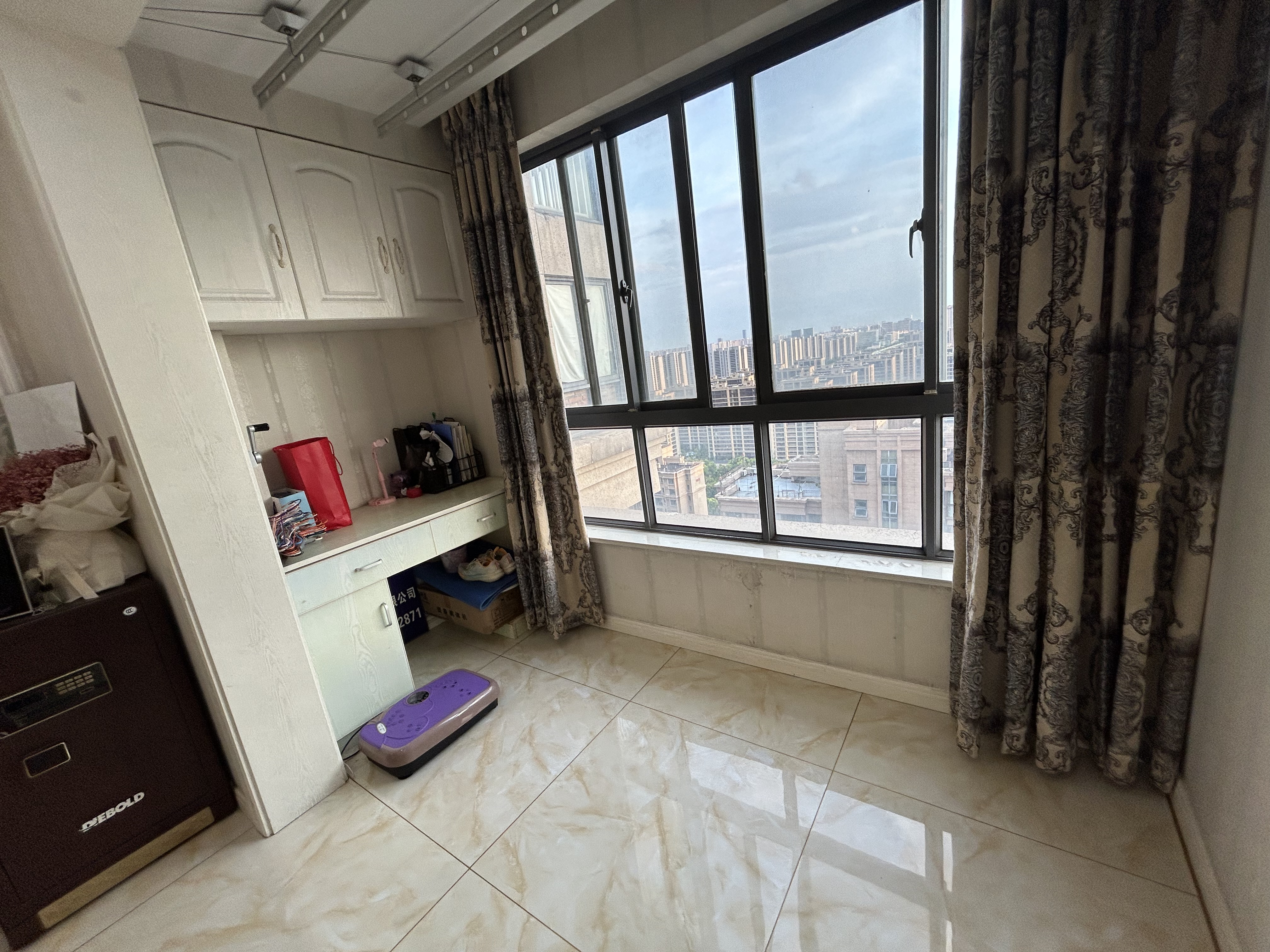 弘阳上城 3室2厅1卫 116.14m&sup2;