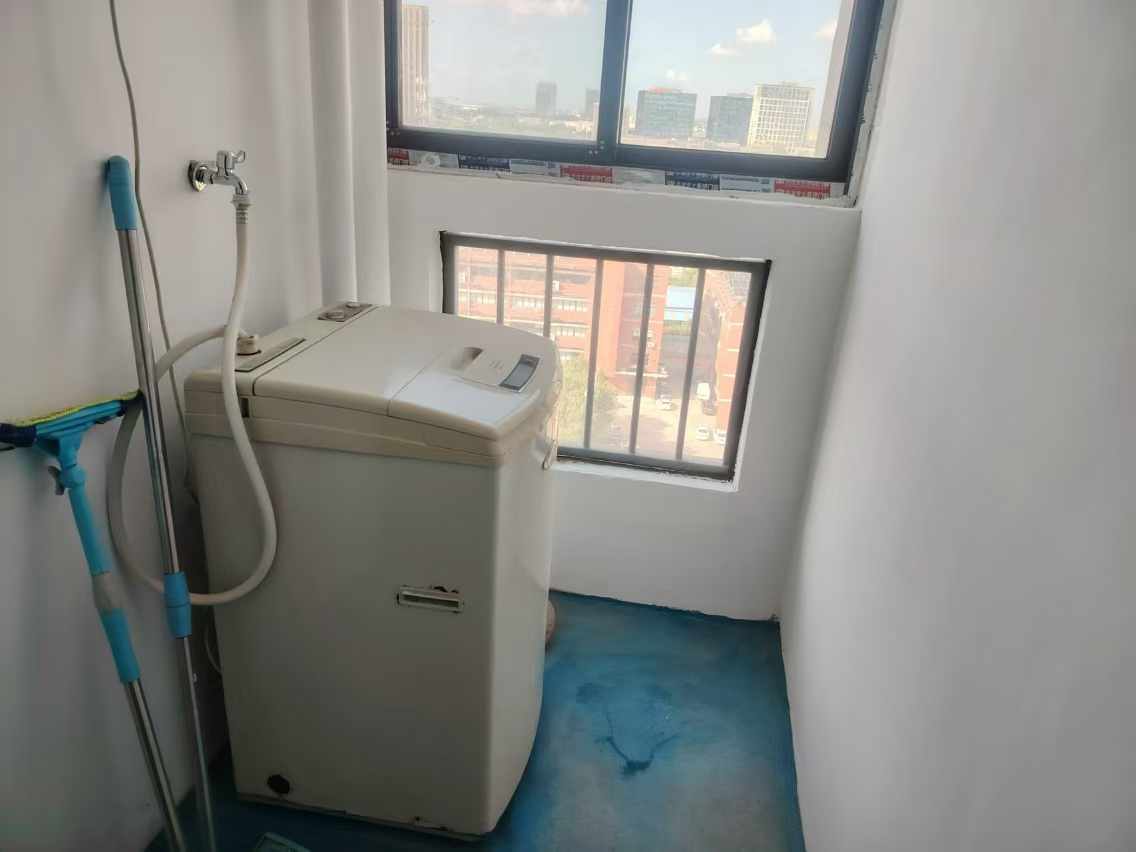 德诚翠湖湾 3室2厅1卫 128m&sup2;