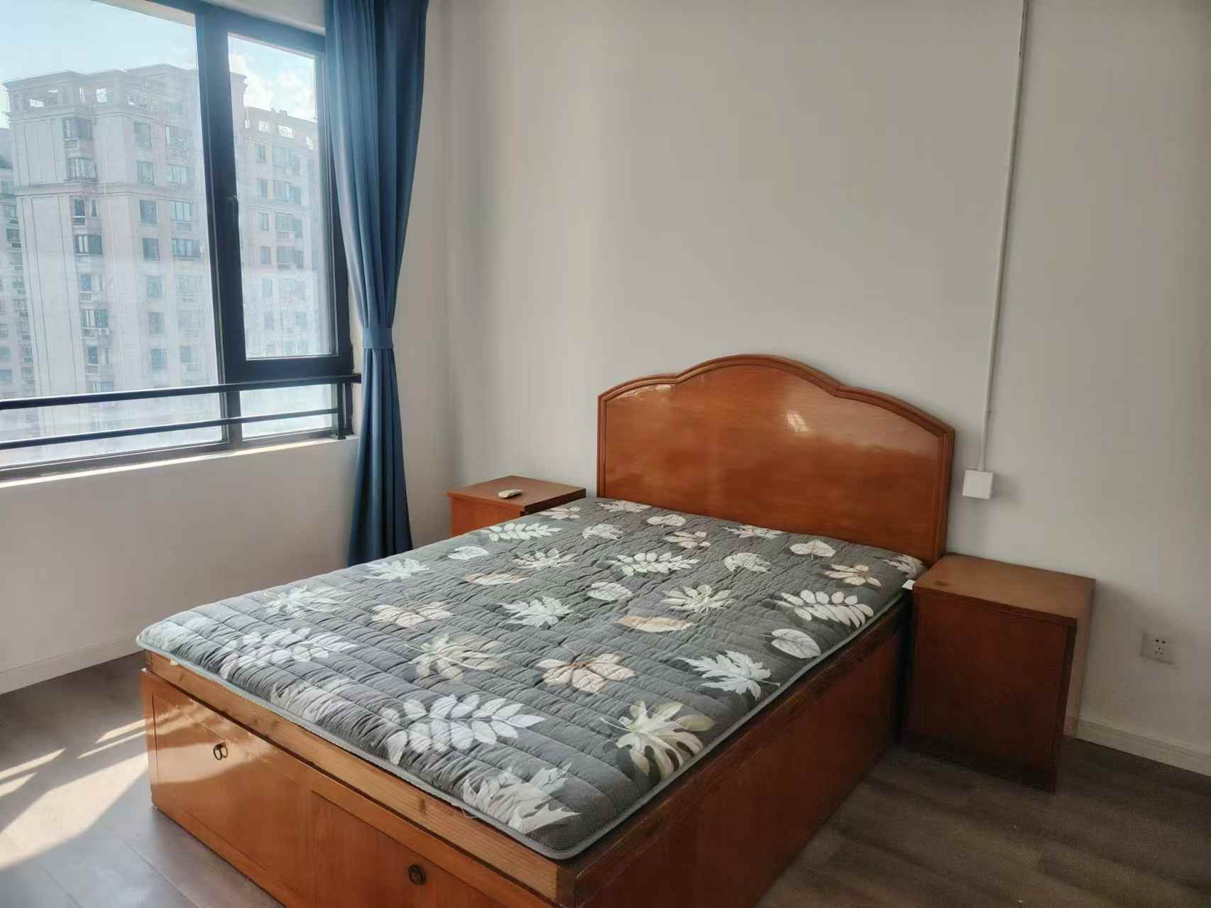 德诚翠湖湾 3室2厅1卫 128m&sup2;