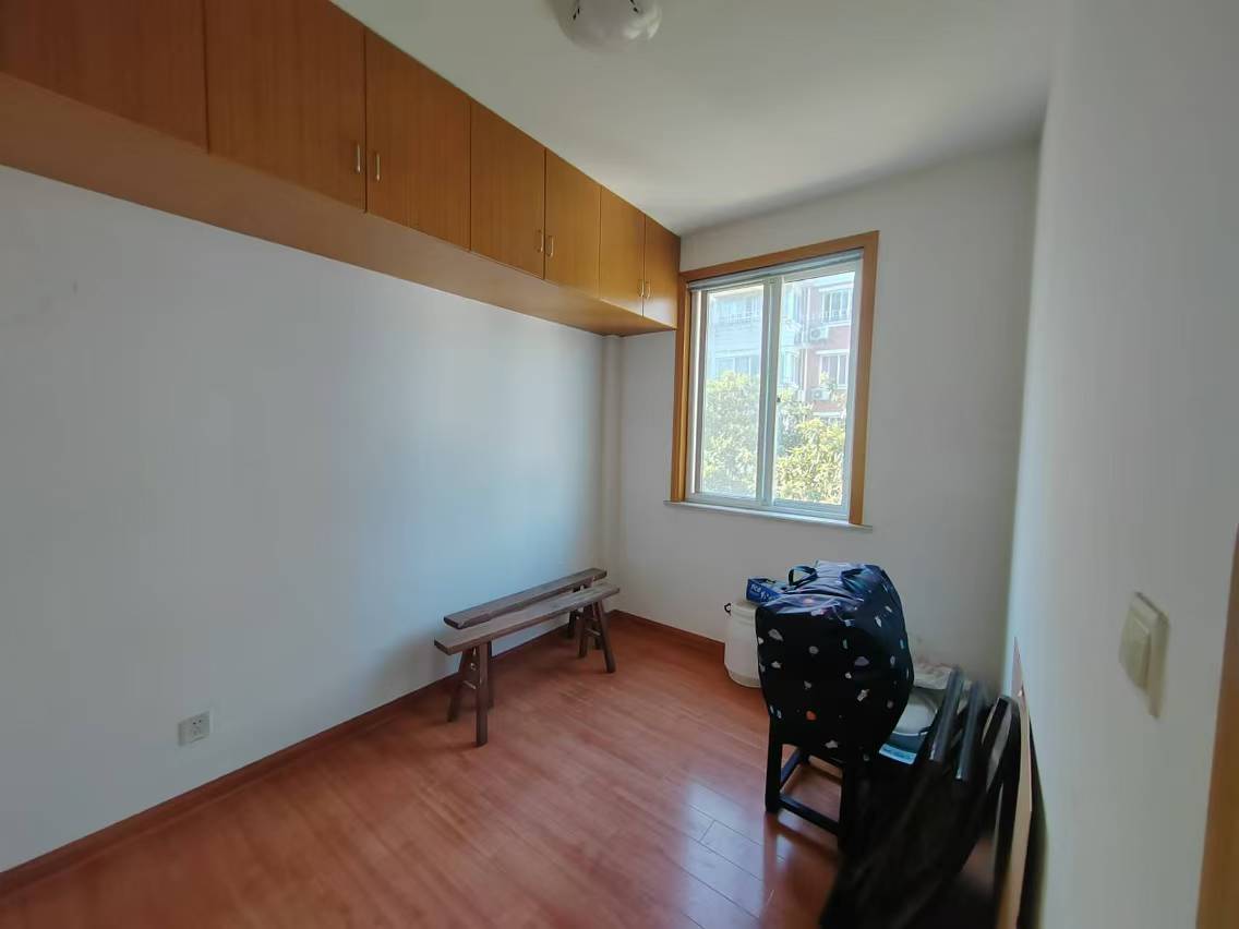 北山花苑 3室2厅1卫 110.58m&sup2;