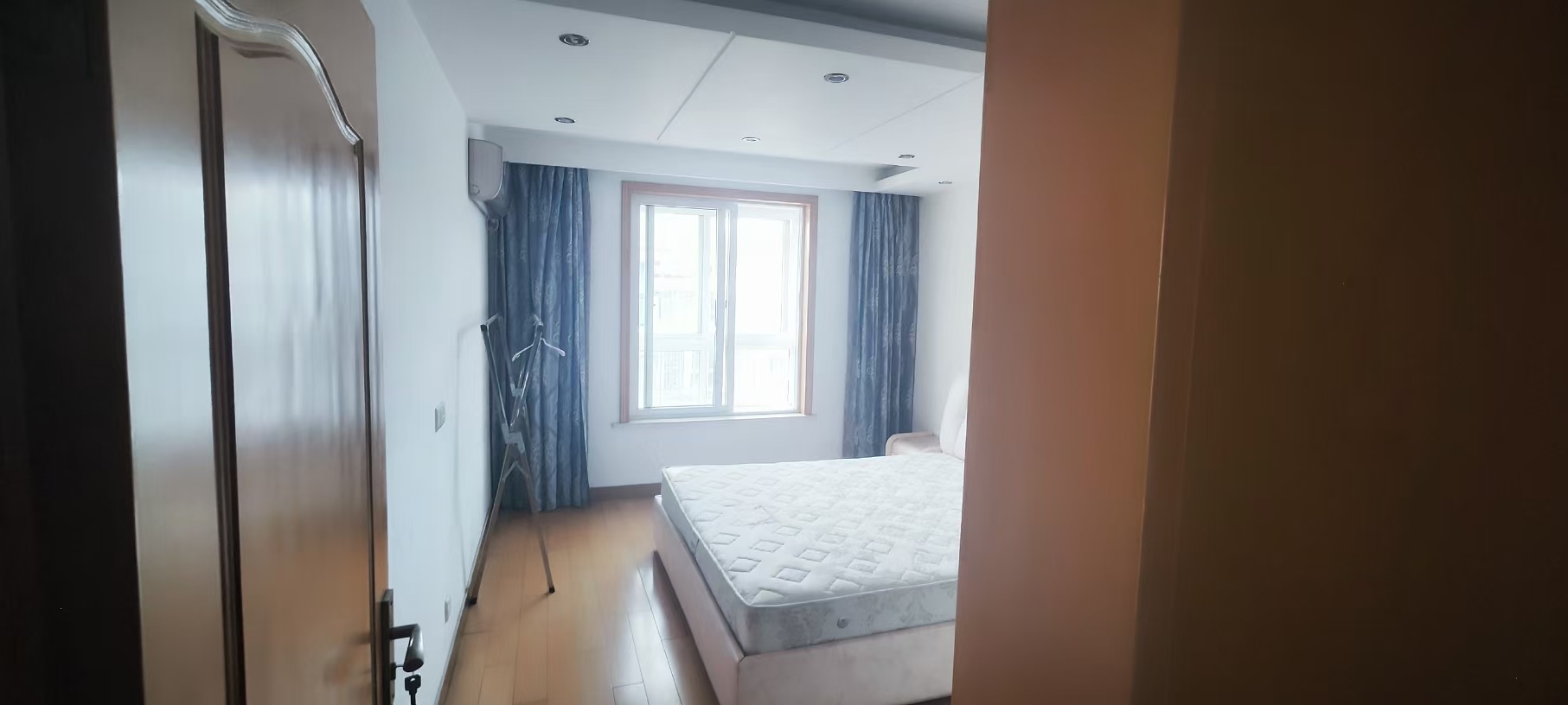 民安花苑 3室2厅2卫 126m&sup2;