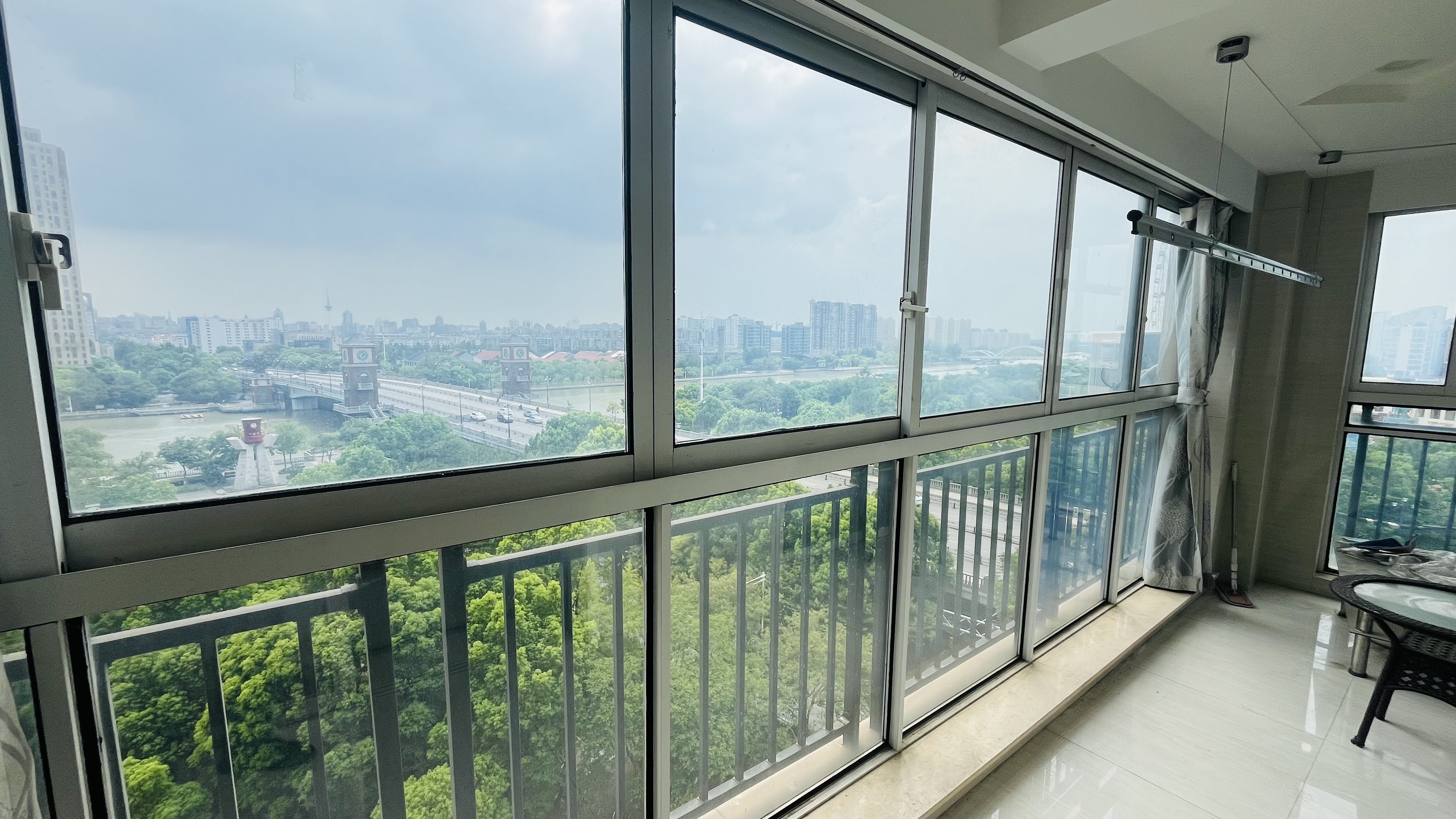 华强城 3室2厅1卫 102.2m&sup2;