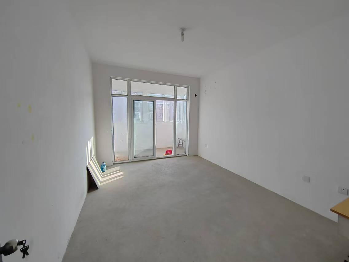 天虹苑 3室2厅2卫 145.00m&sup2;