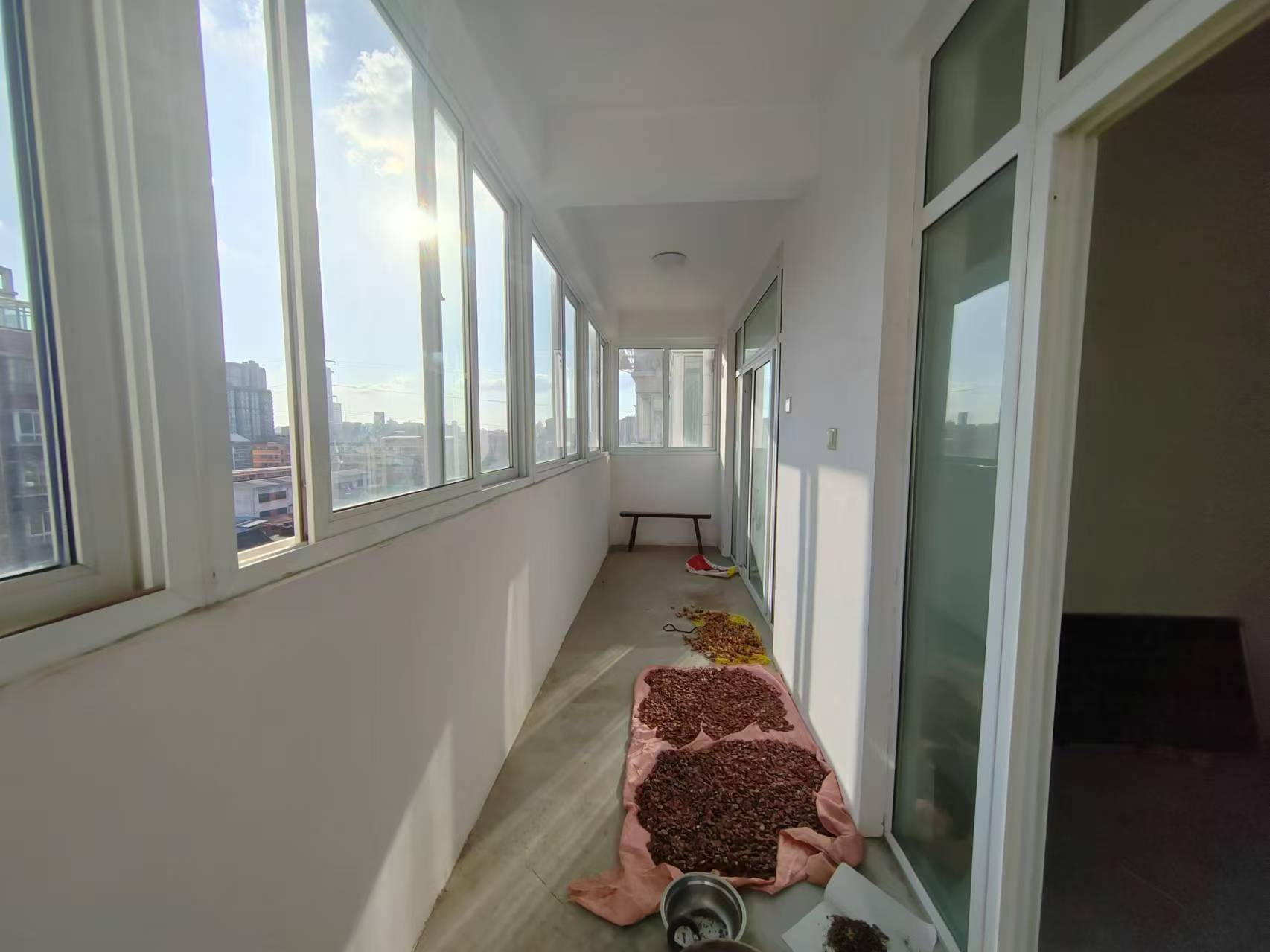 天虹苑 3室2厅2卫 145.00m&sup2;