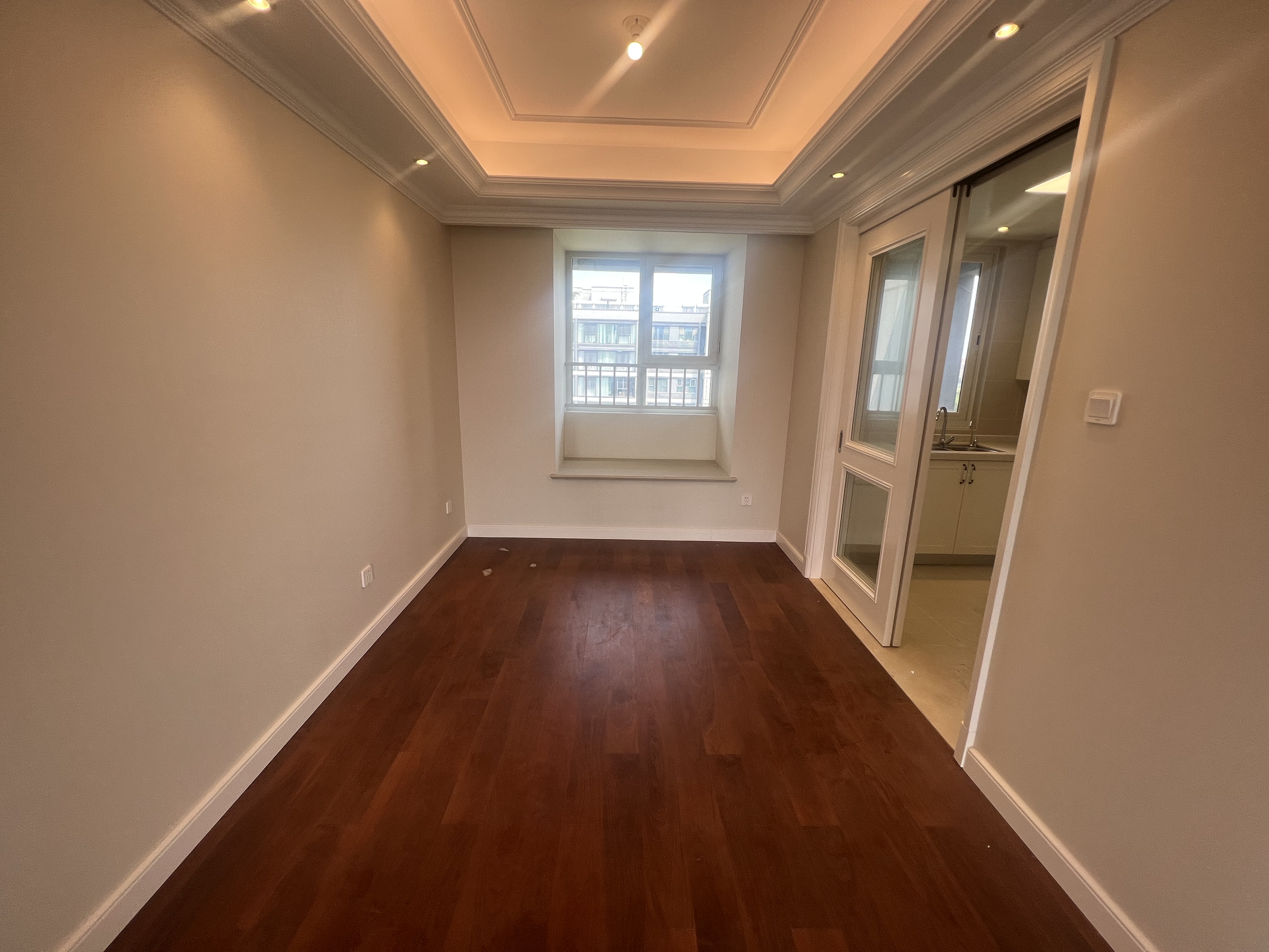 融创盛和九里桃源 4室2厅2卫 143m&sup2;